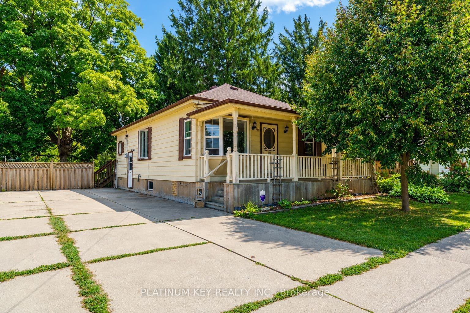 90 Andrew Street photo 1