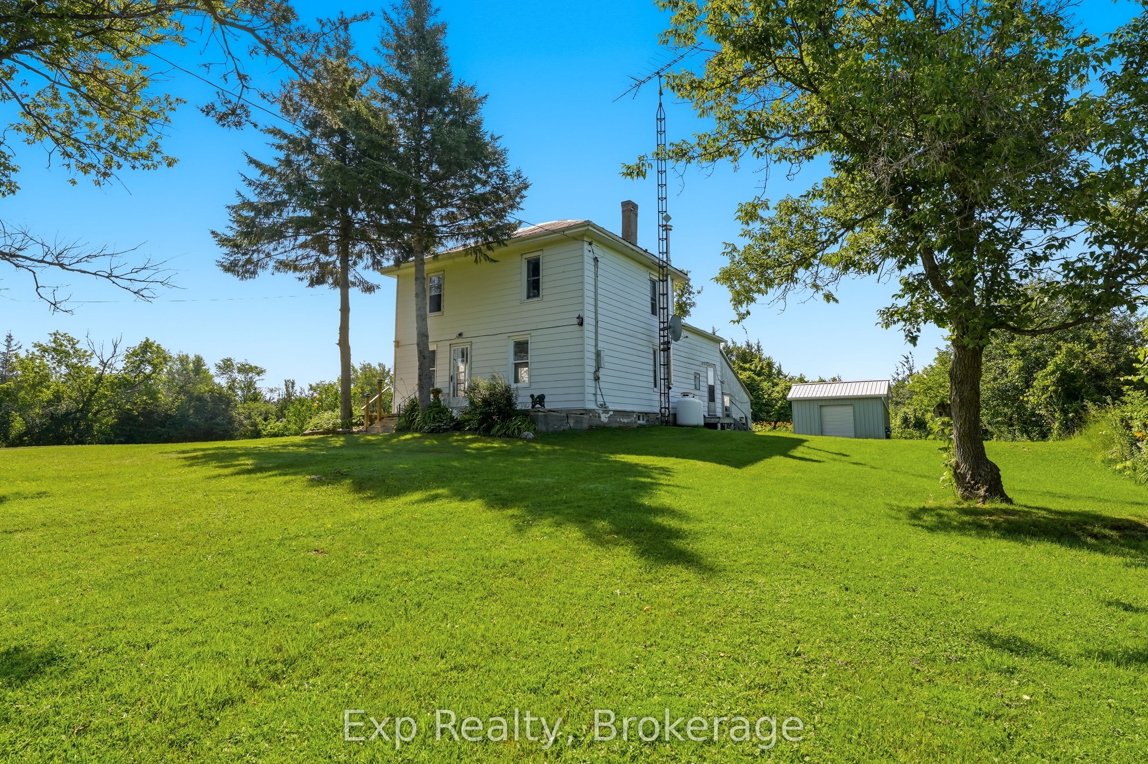 210 McCullough Road photo 1