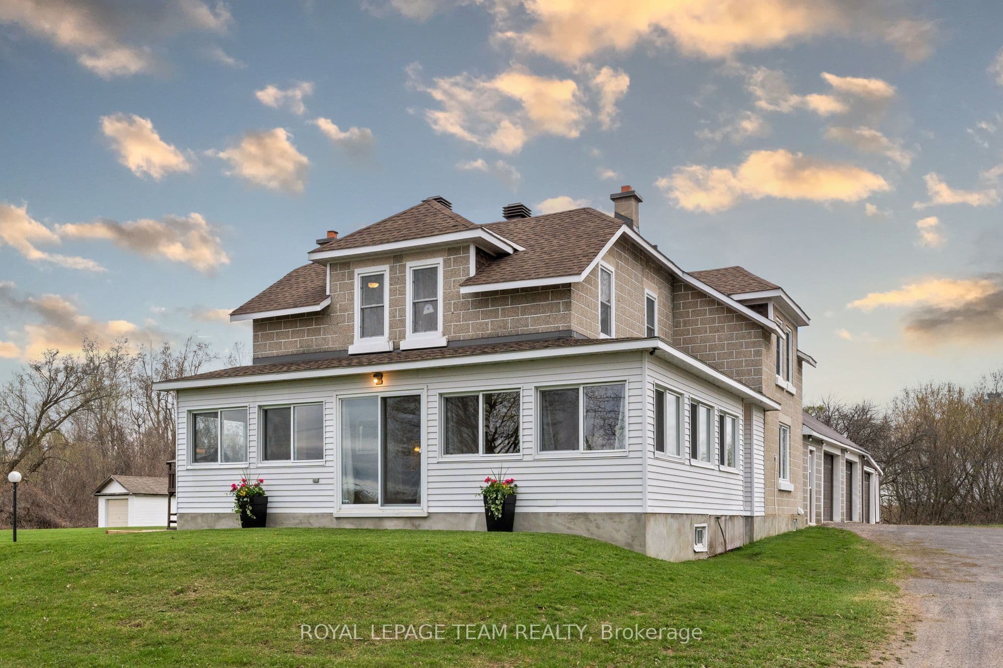 5349 Bowesville Road photo 1