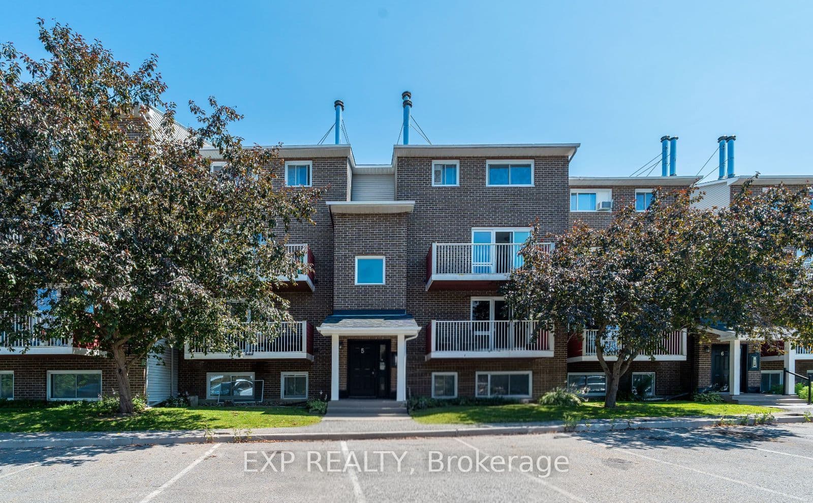 Unit 505 1589 St. Bernard Street photo 1