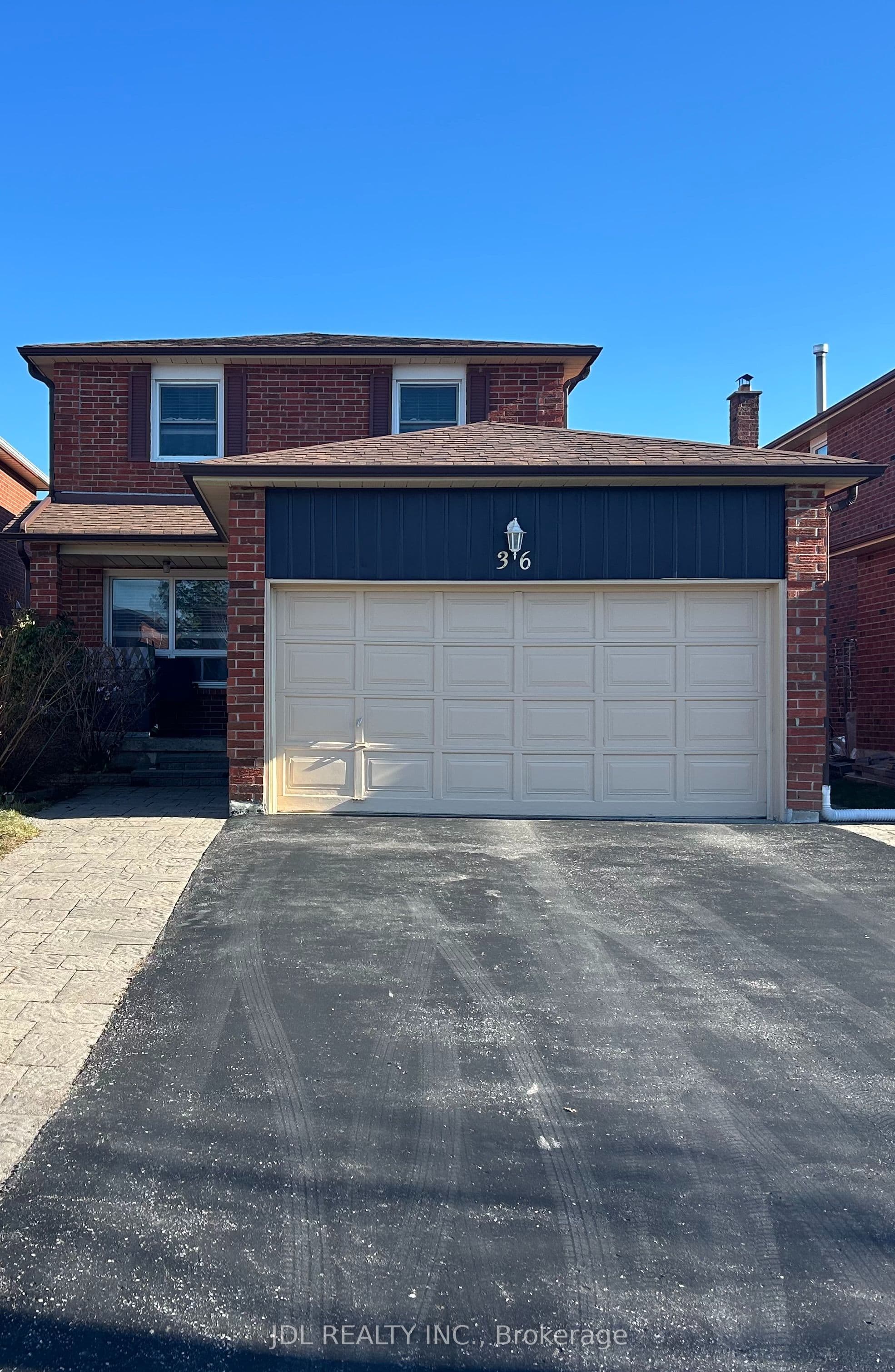 Unit Two Bedrooms bsmt 36 Bendamere Cres Crescent photo 1