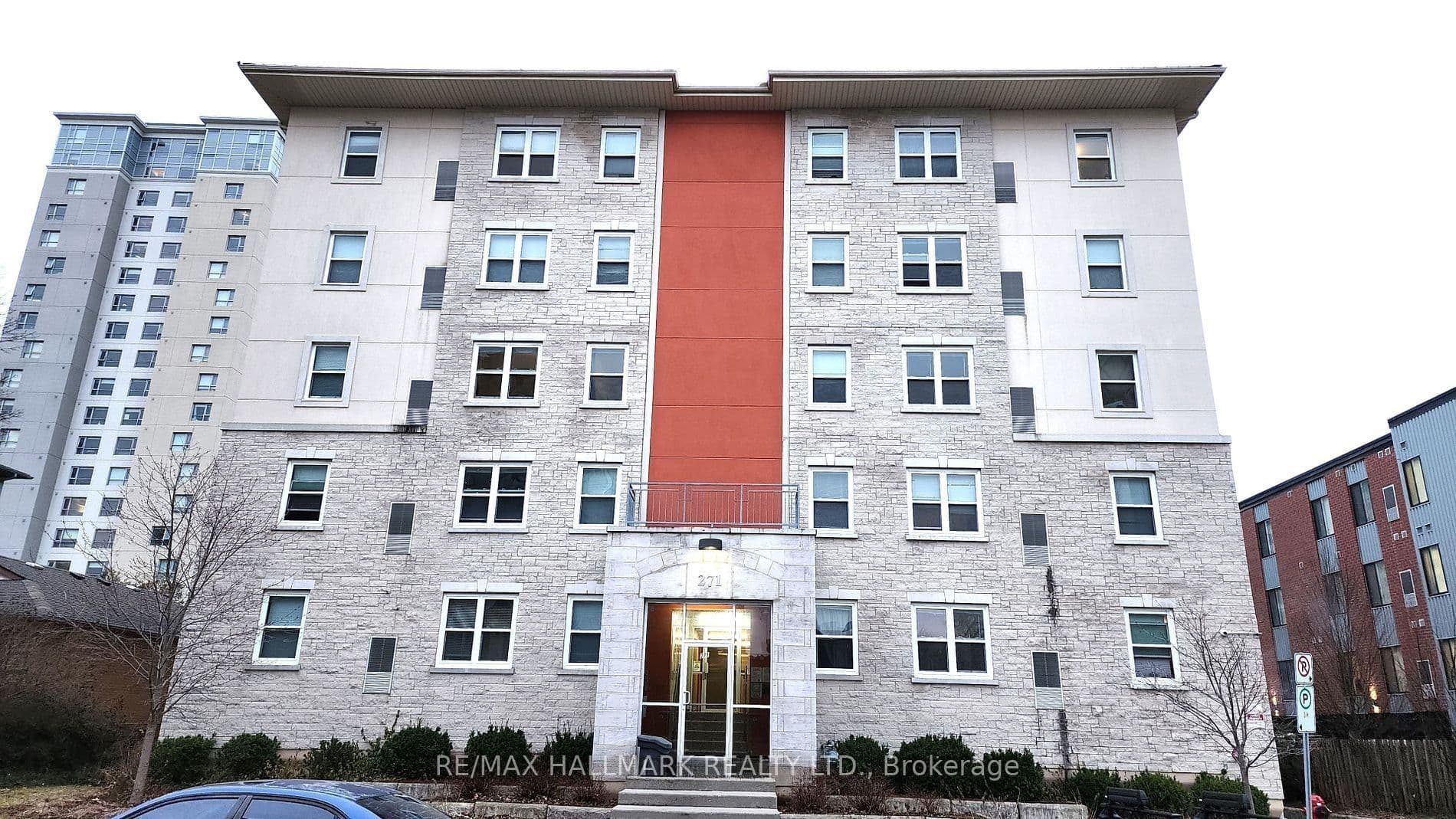 Unit 301 271 Lester Street photo 1