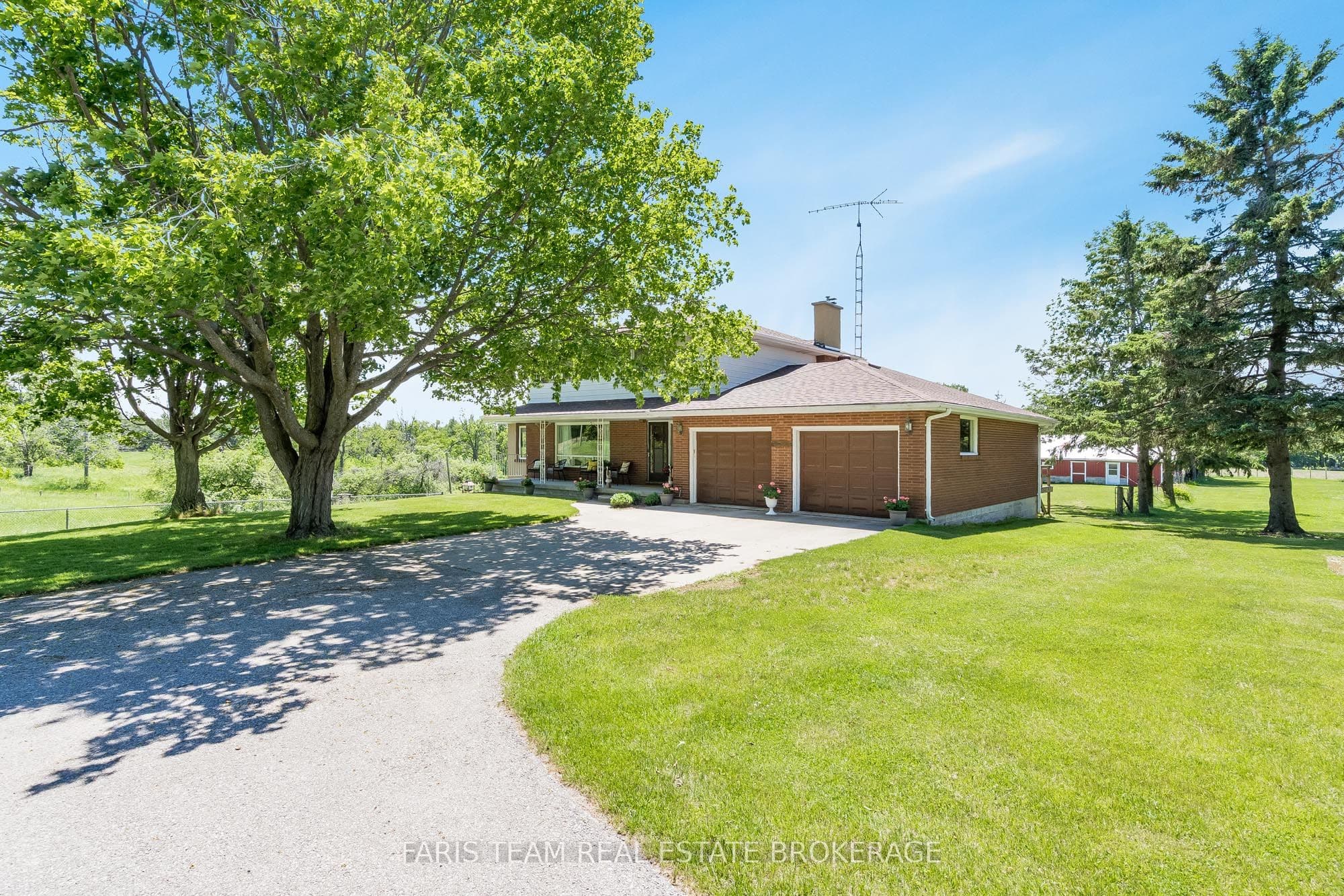 2966 George Johnston Road photo 1