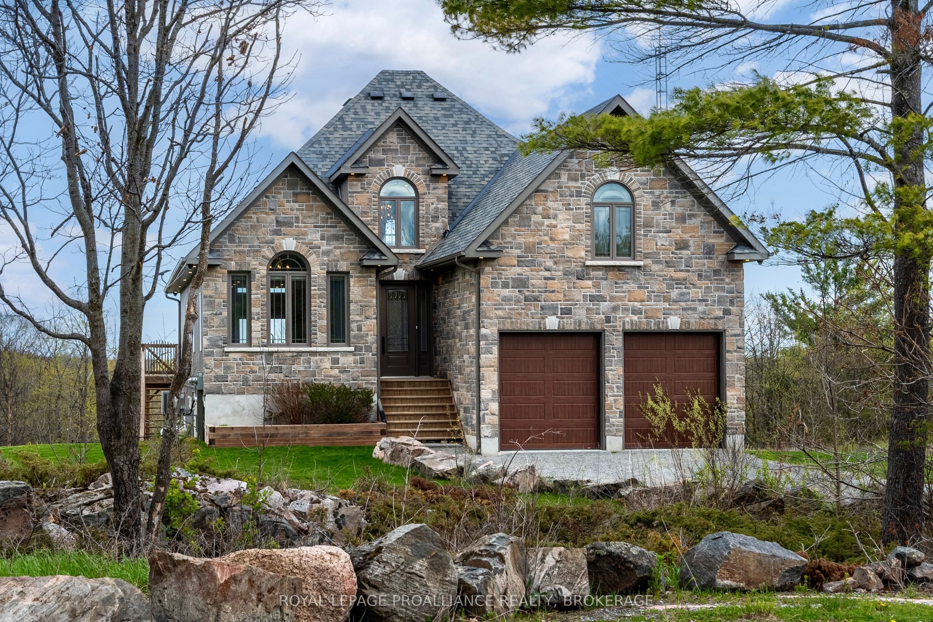 5110 Ramparts Road photo 1