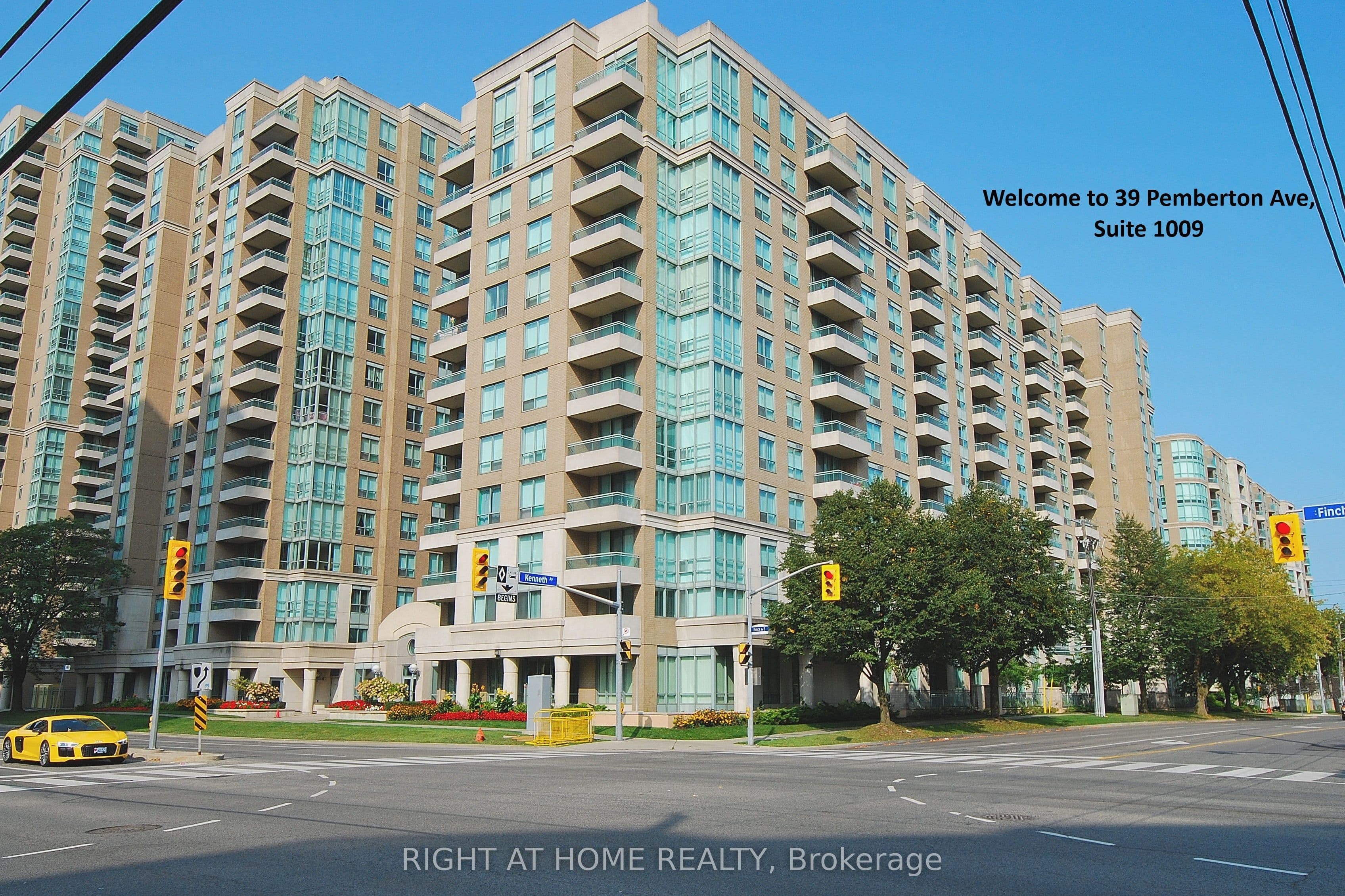 Unit 1009 39 Pemberton Avenue photo 1