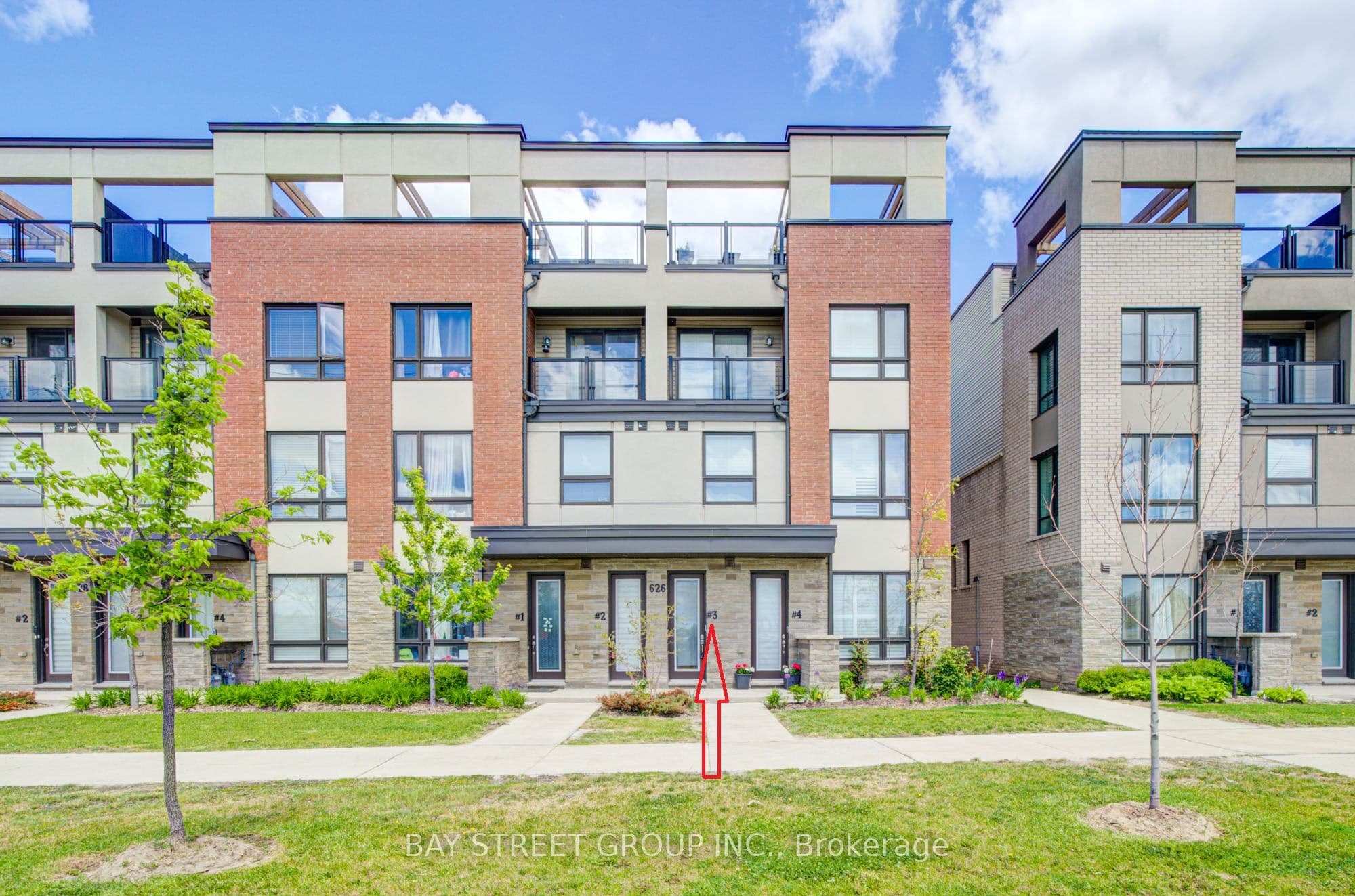 Unit 3 626 Rexdale Boulevard photo 1