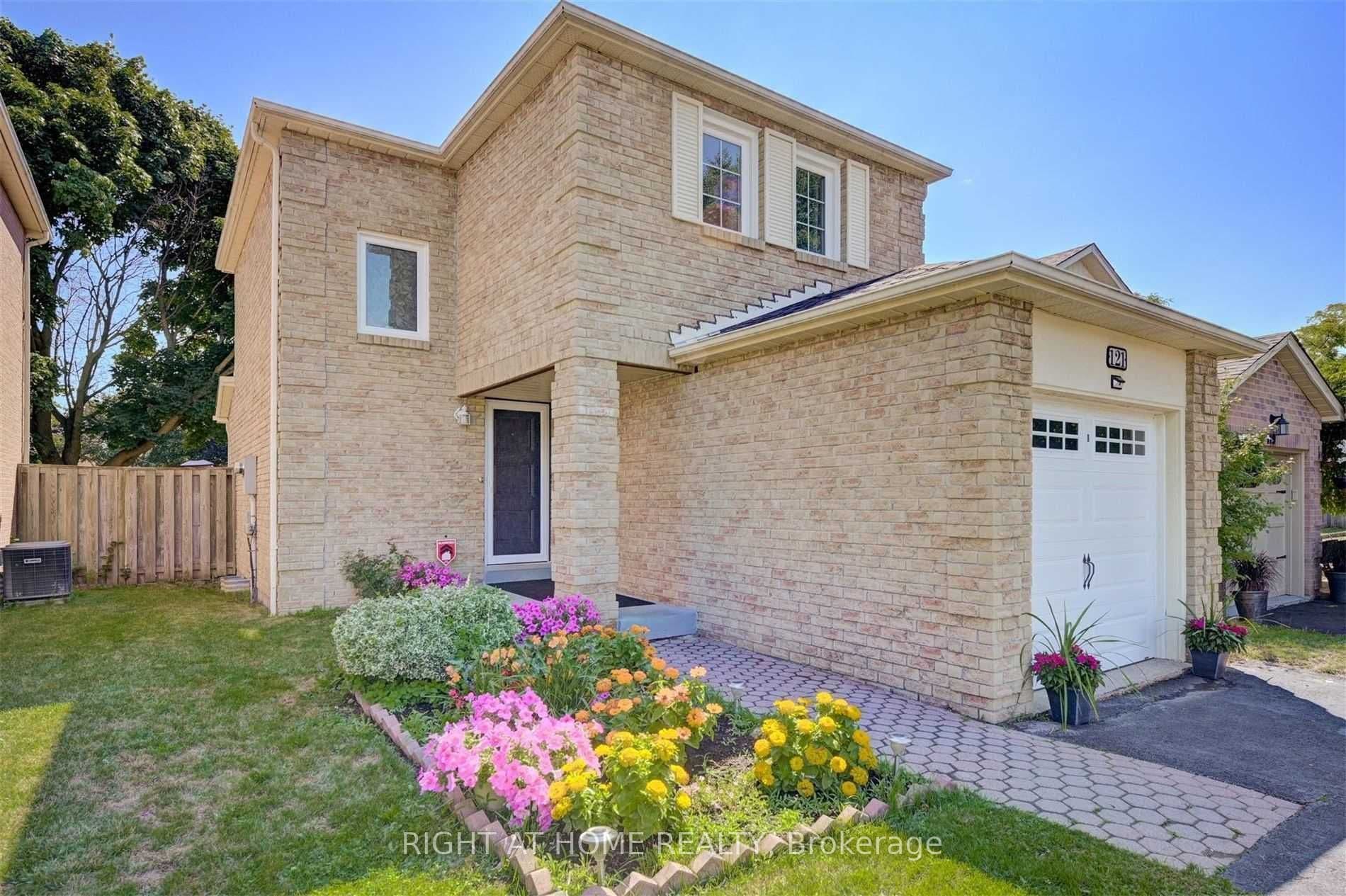 121 Radford Drive photo 1