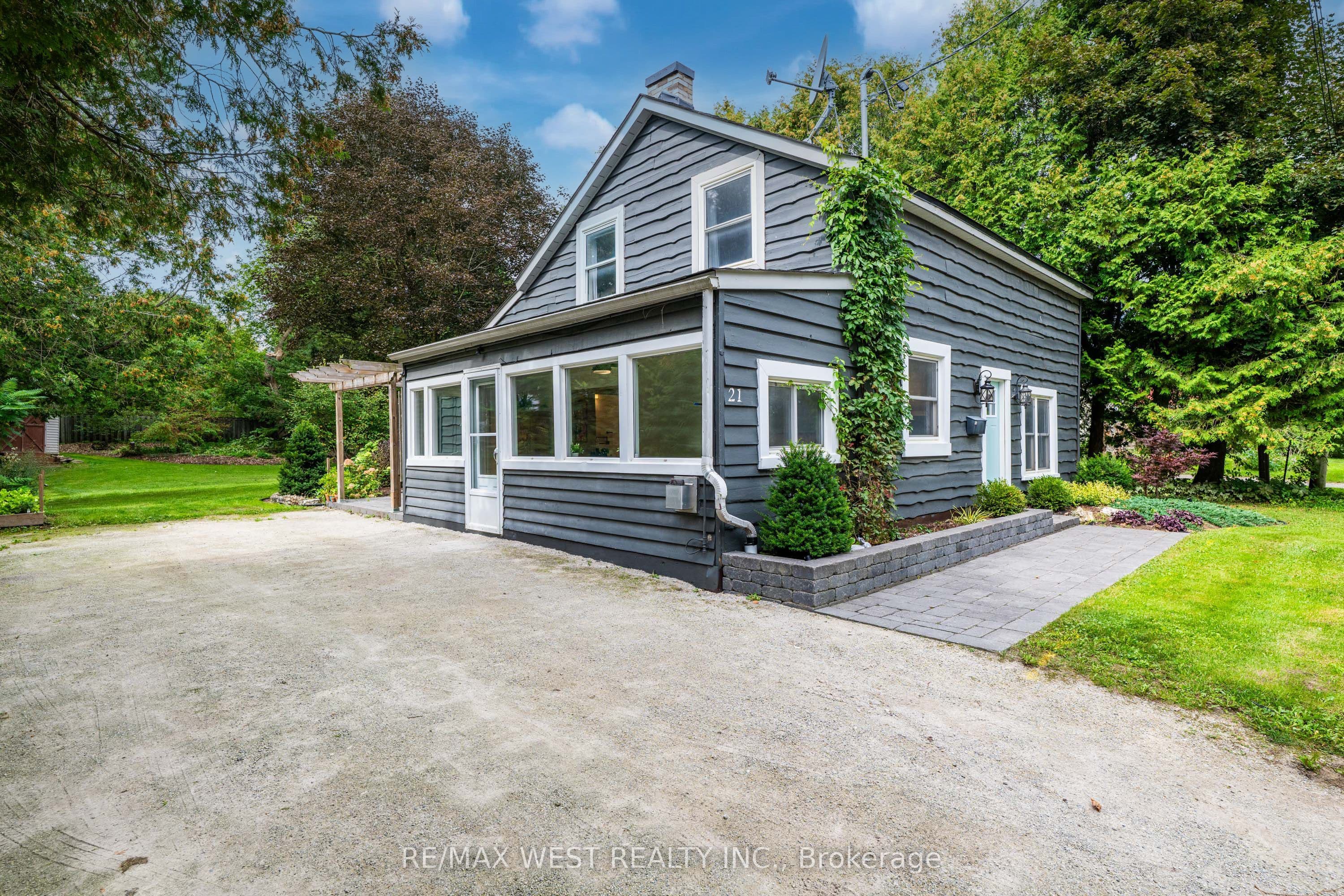 21 Mill Street photo 1