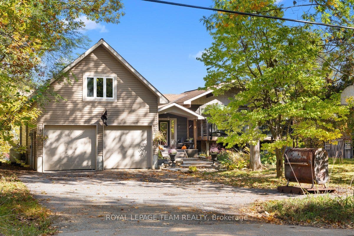 4980 Opeongo Road photo 1