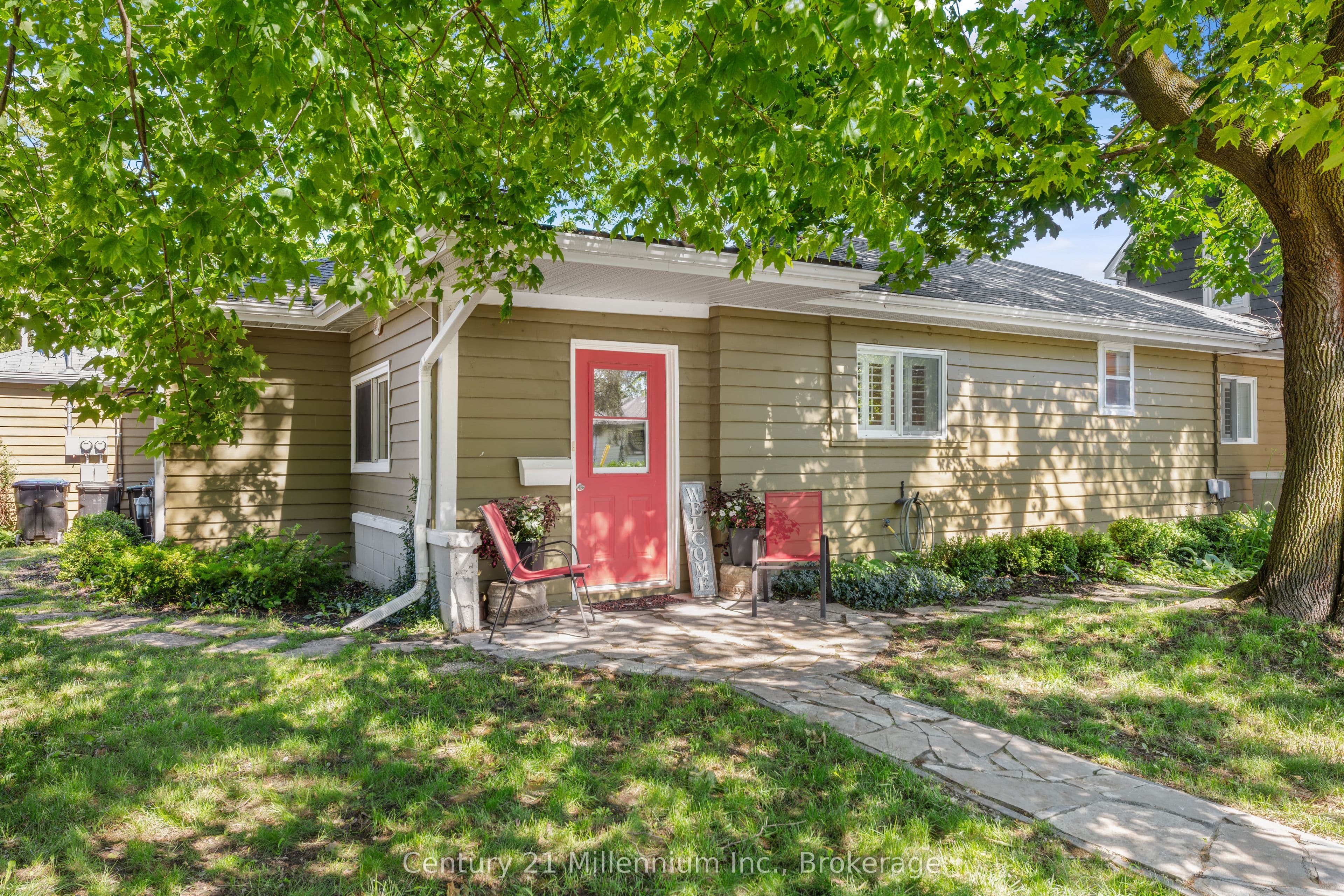 91 Beech Street photo 1