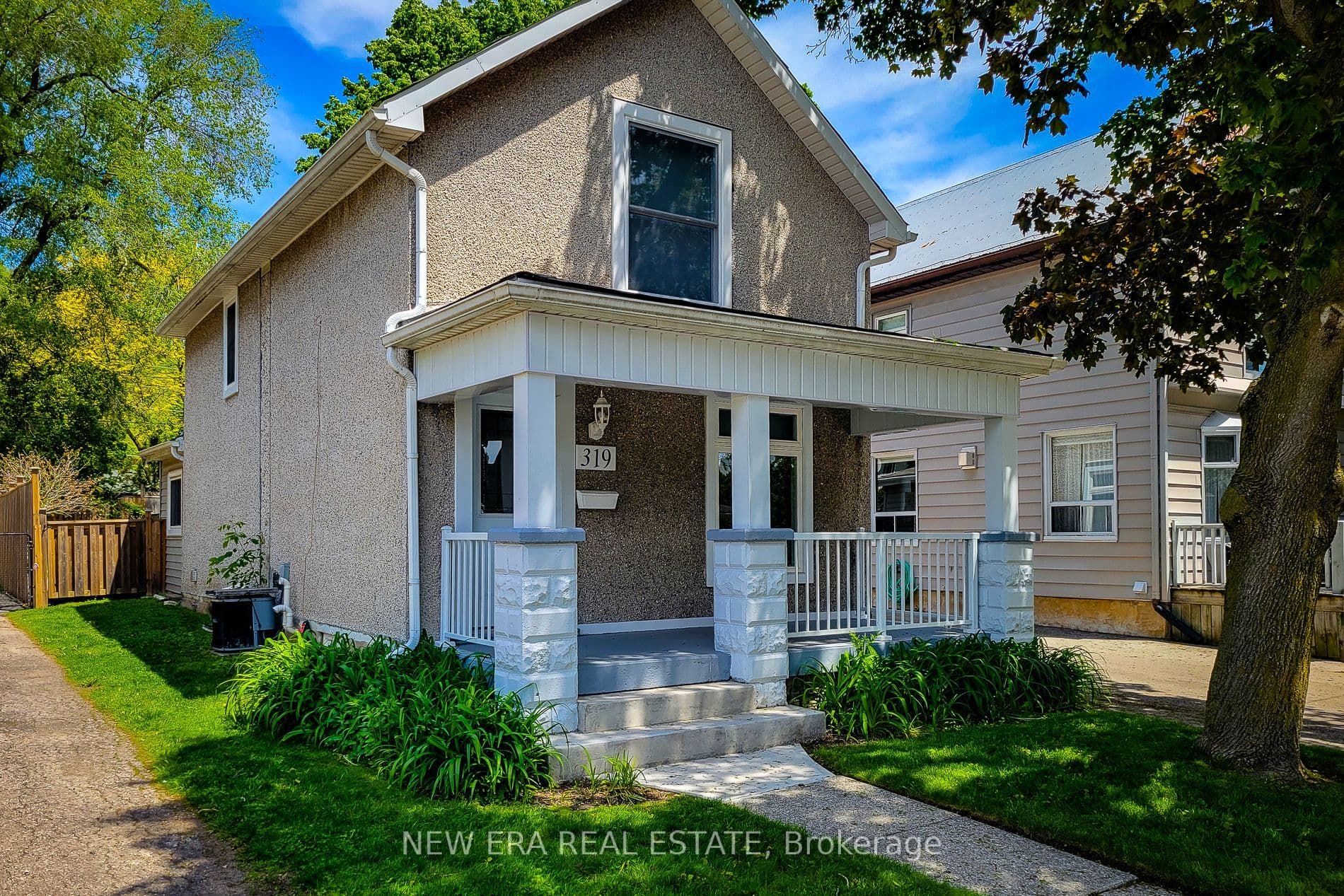 319 King Street photo 1