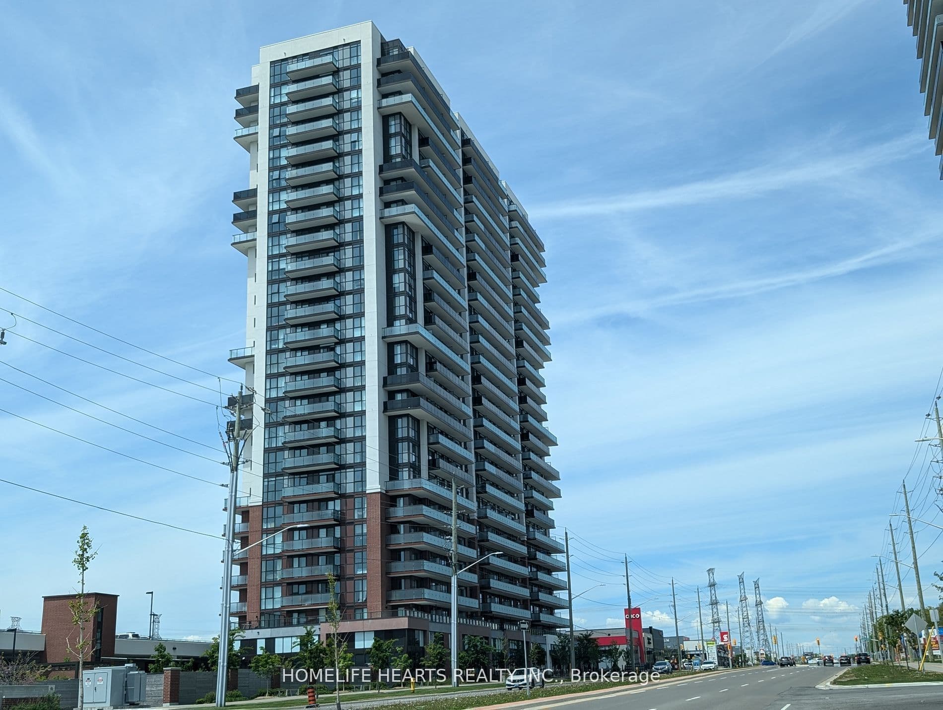Unit 513 2550 Simcoe Street photo 1