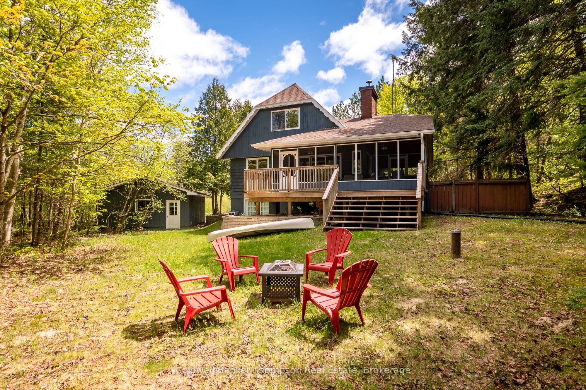 215 Ena Drive photo 1