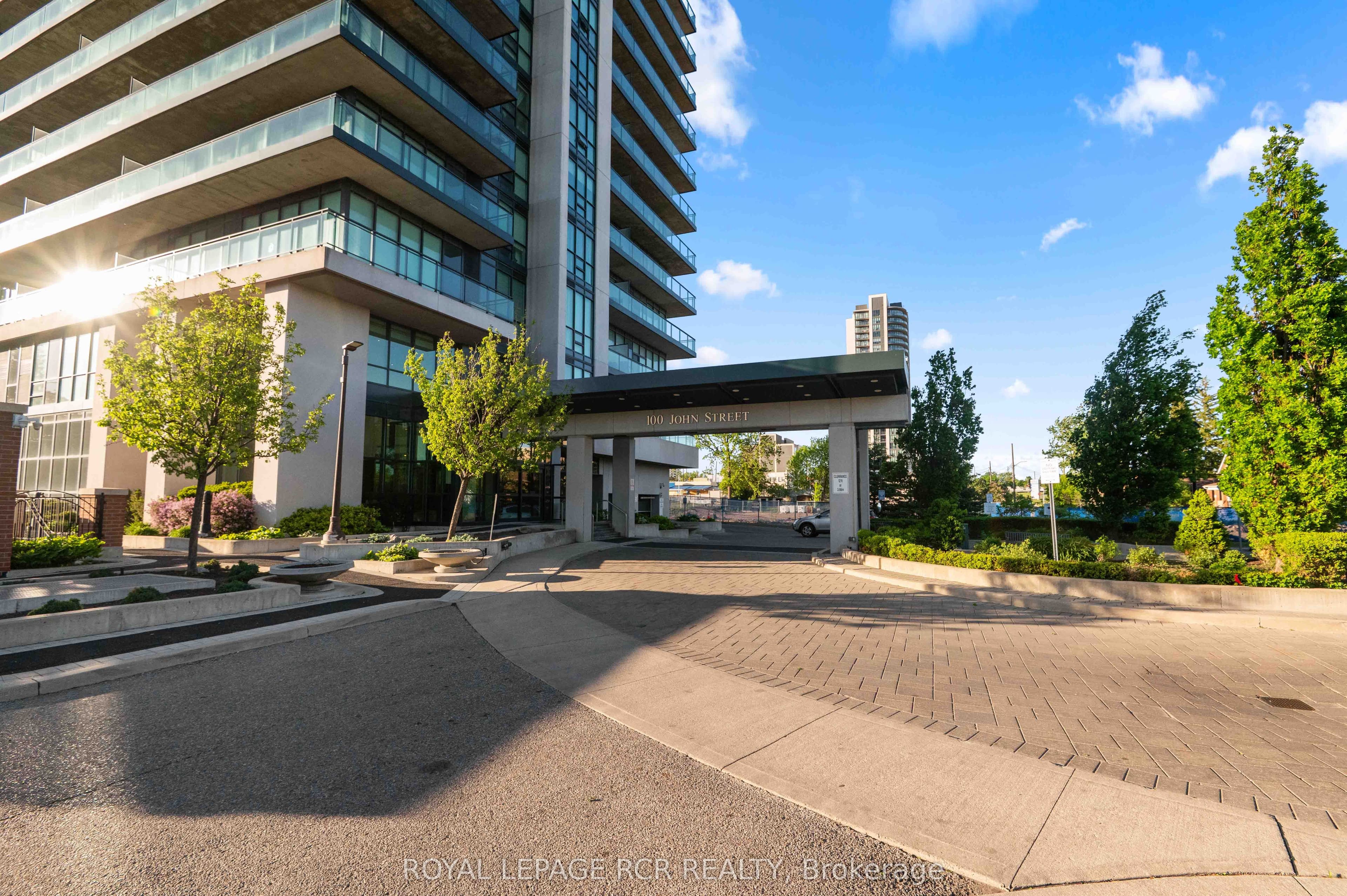 Unit 1702 100 John Street photo 1