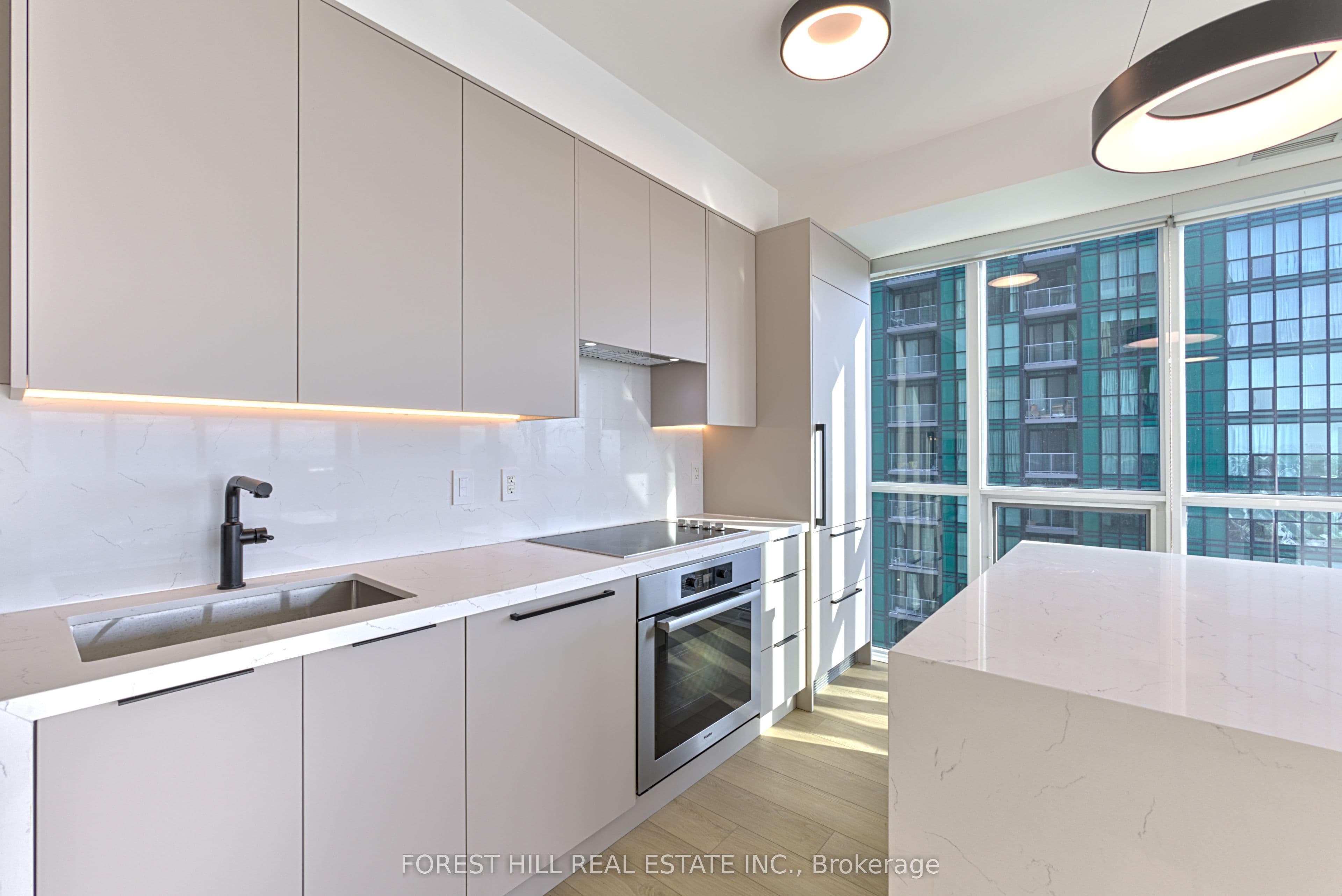 Unit 2502 11 Bogert Avenue photo 1