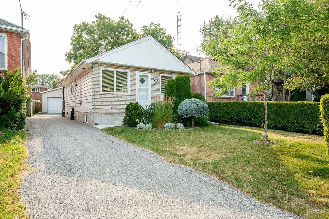 58 Claremore Avenue photo 1