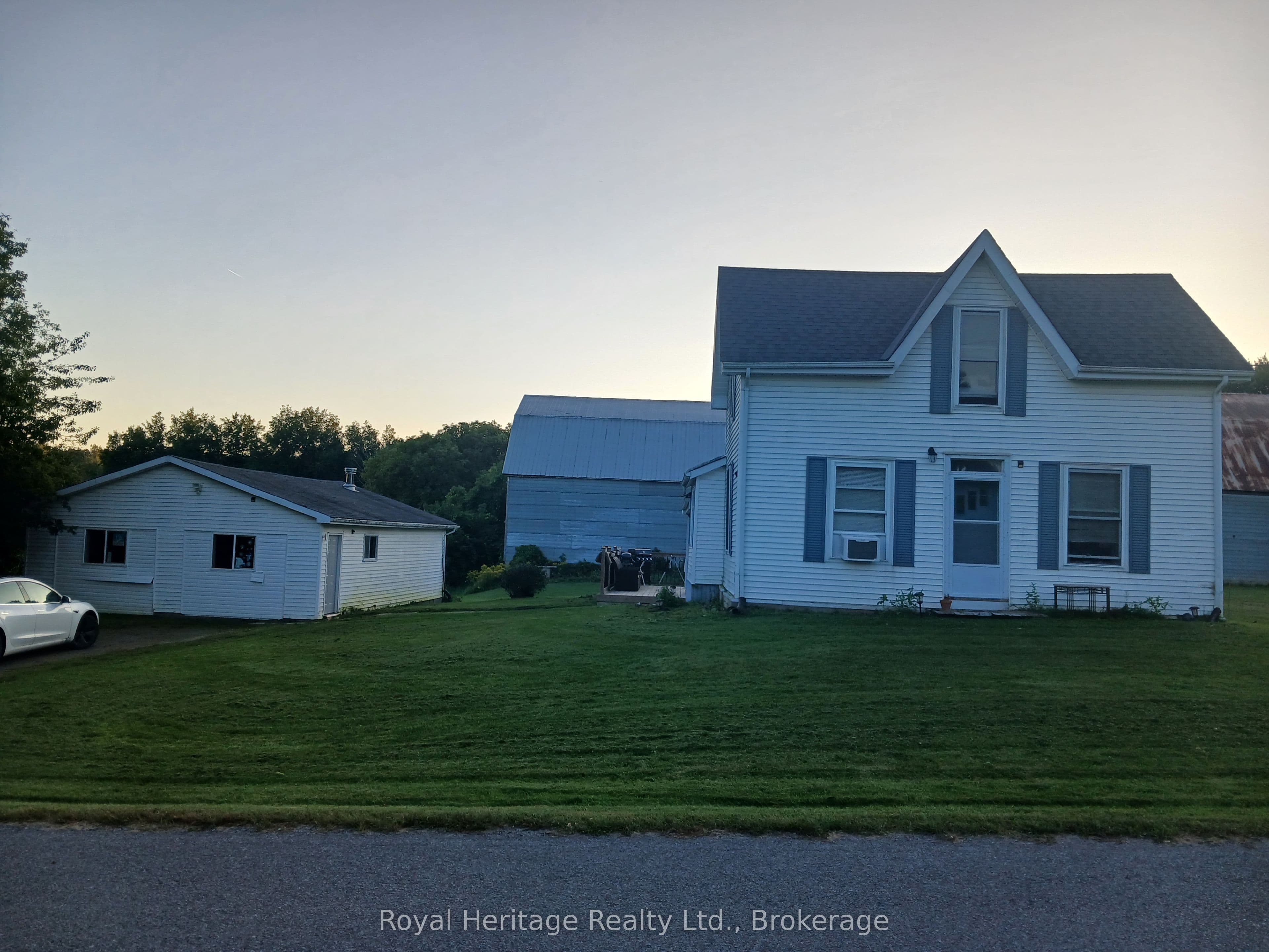 250 Scriver Road photo 1