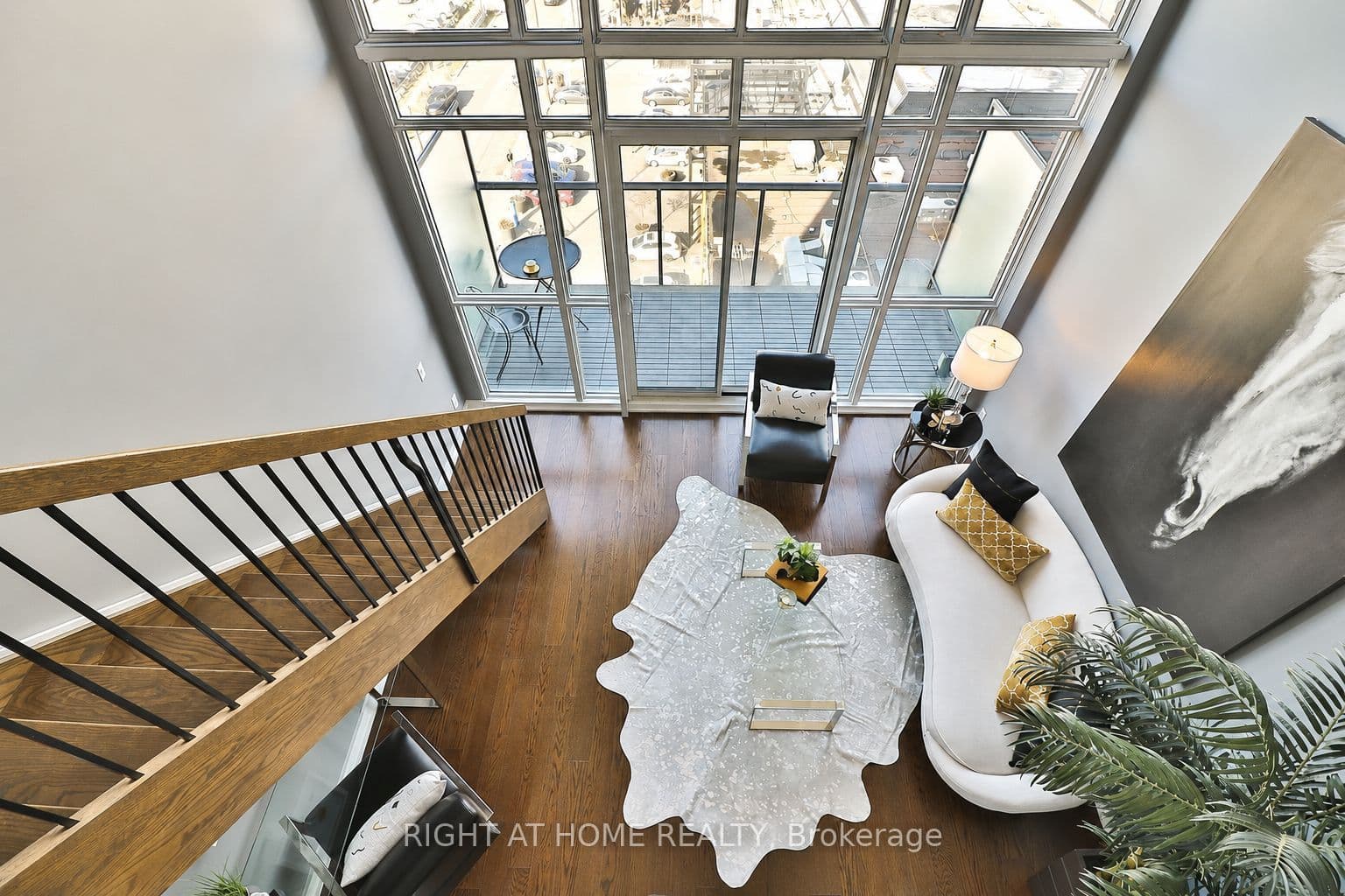 Unit 612 5 Hanna Avenue photo 1