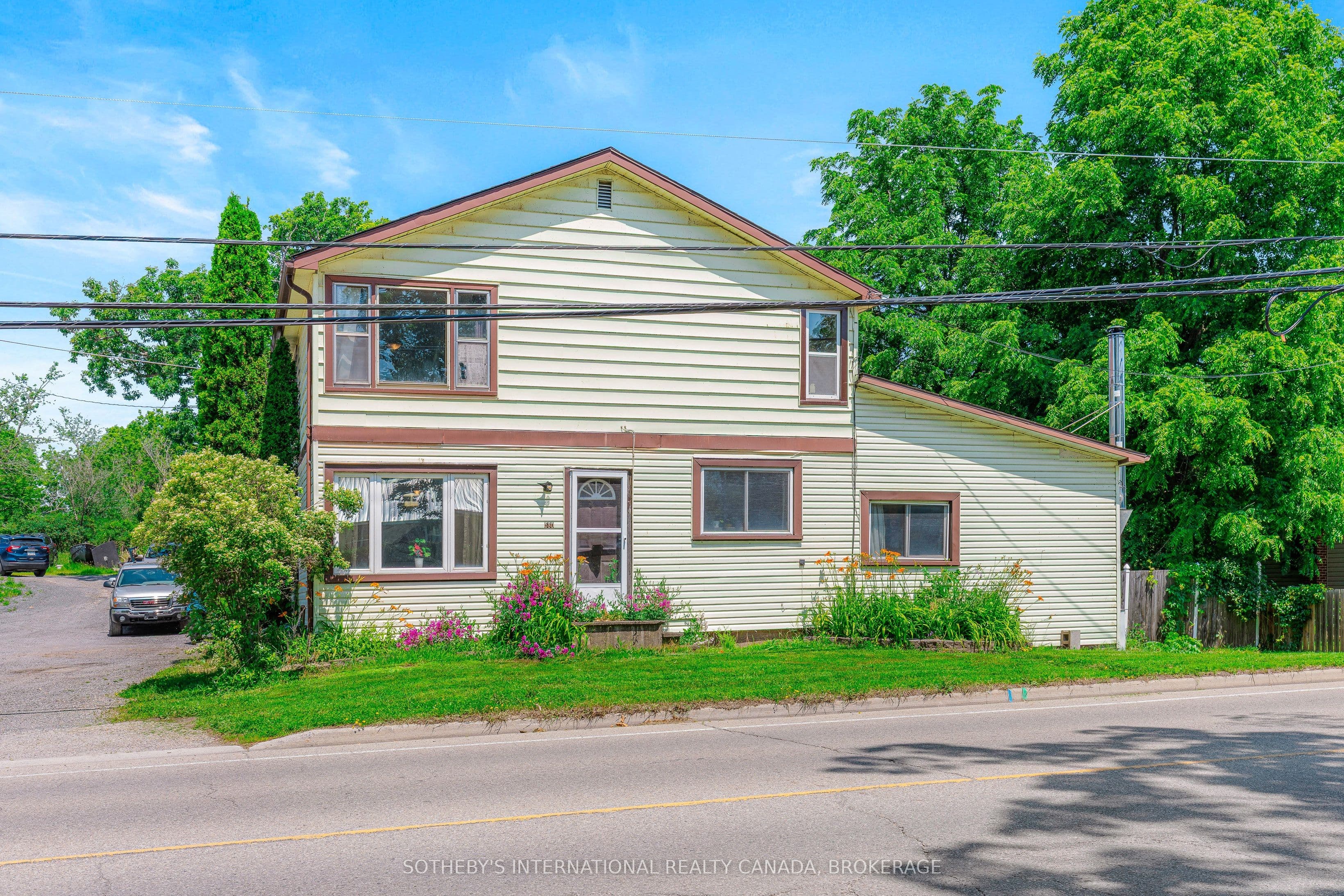 580 King Street photo 1