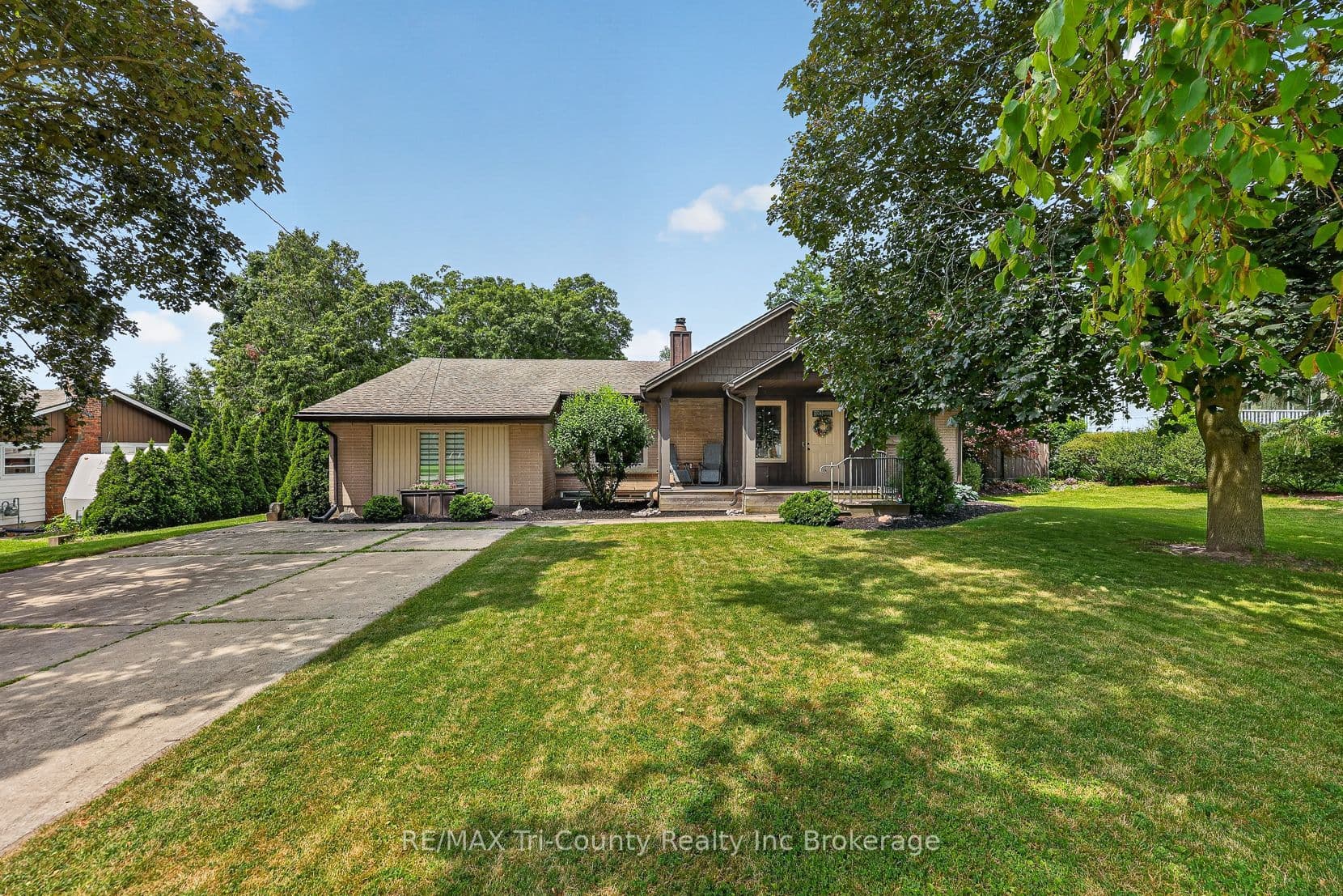 309 Quarterline Road photo 1