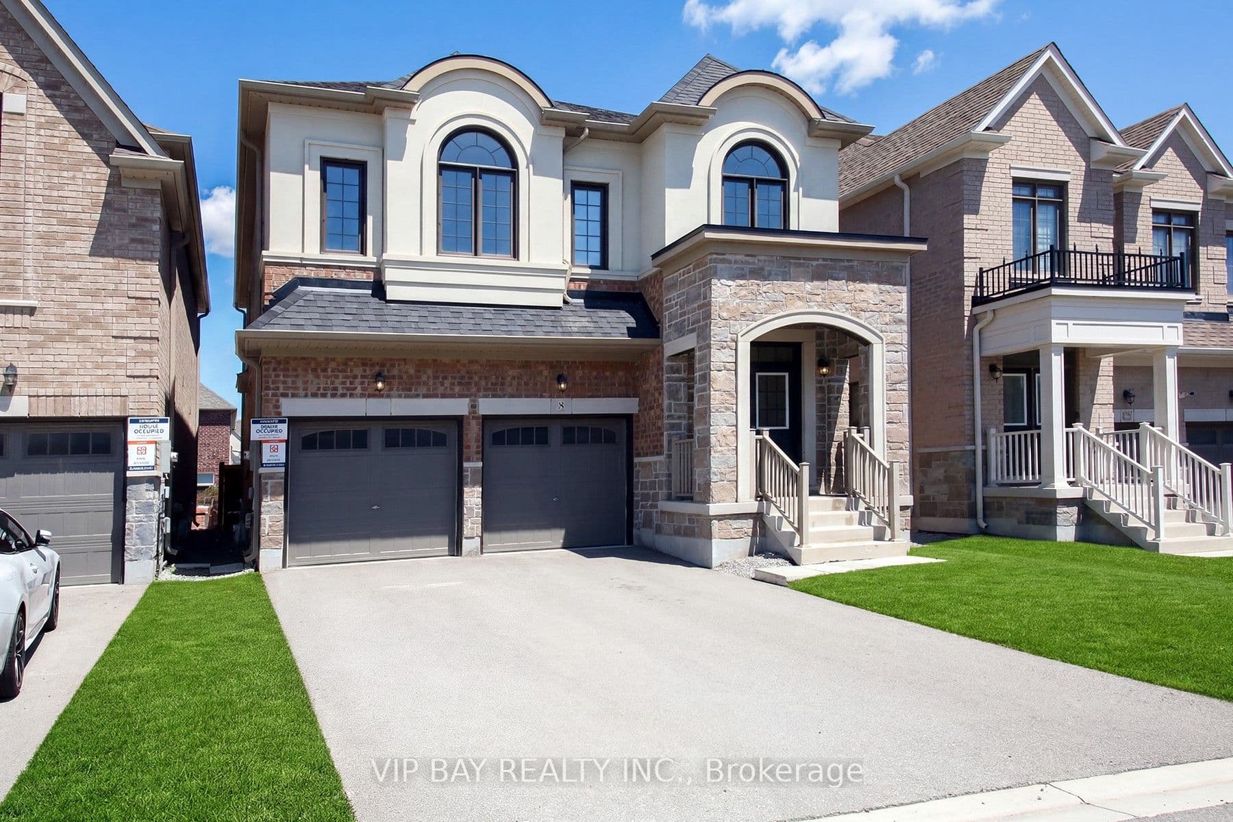 8 Tremoy Road photo 1