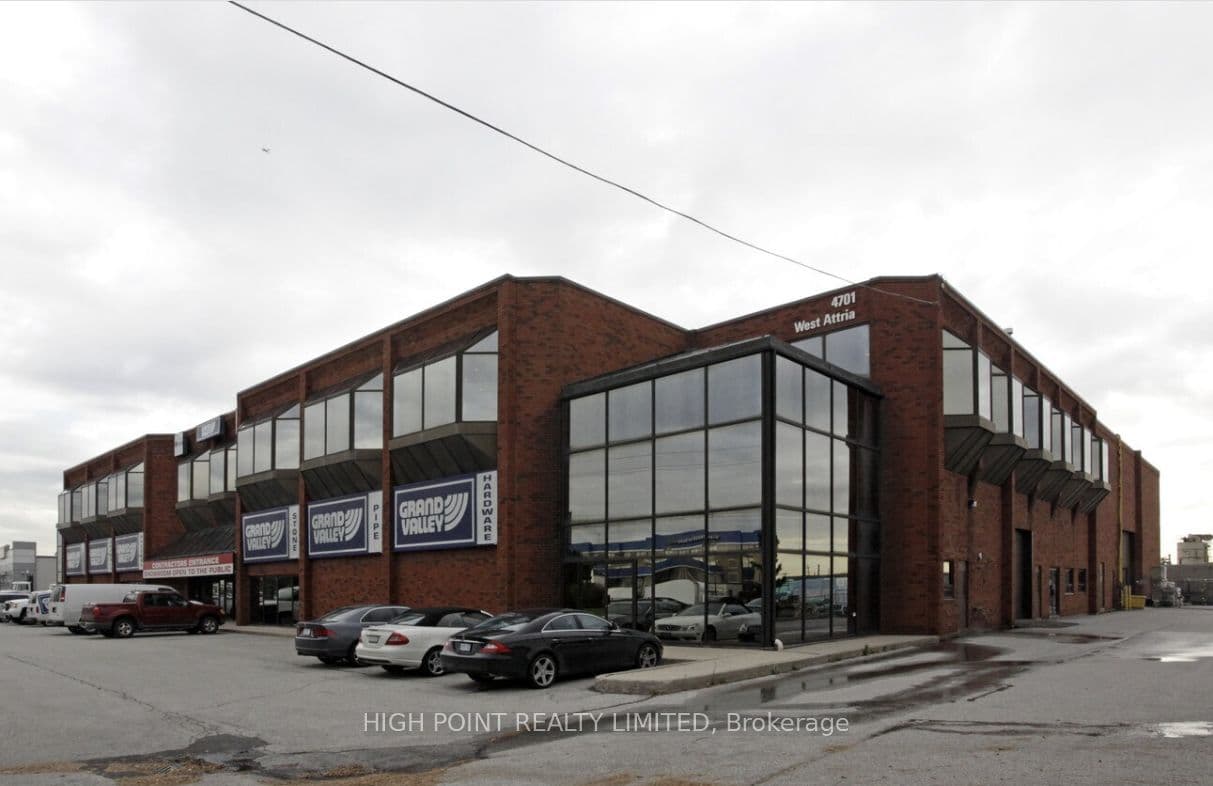 4701 Steeles Avenue photo 1