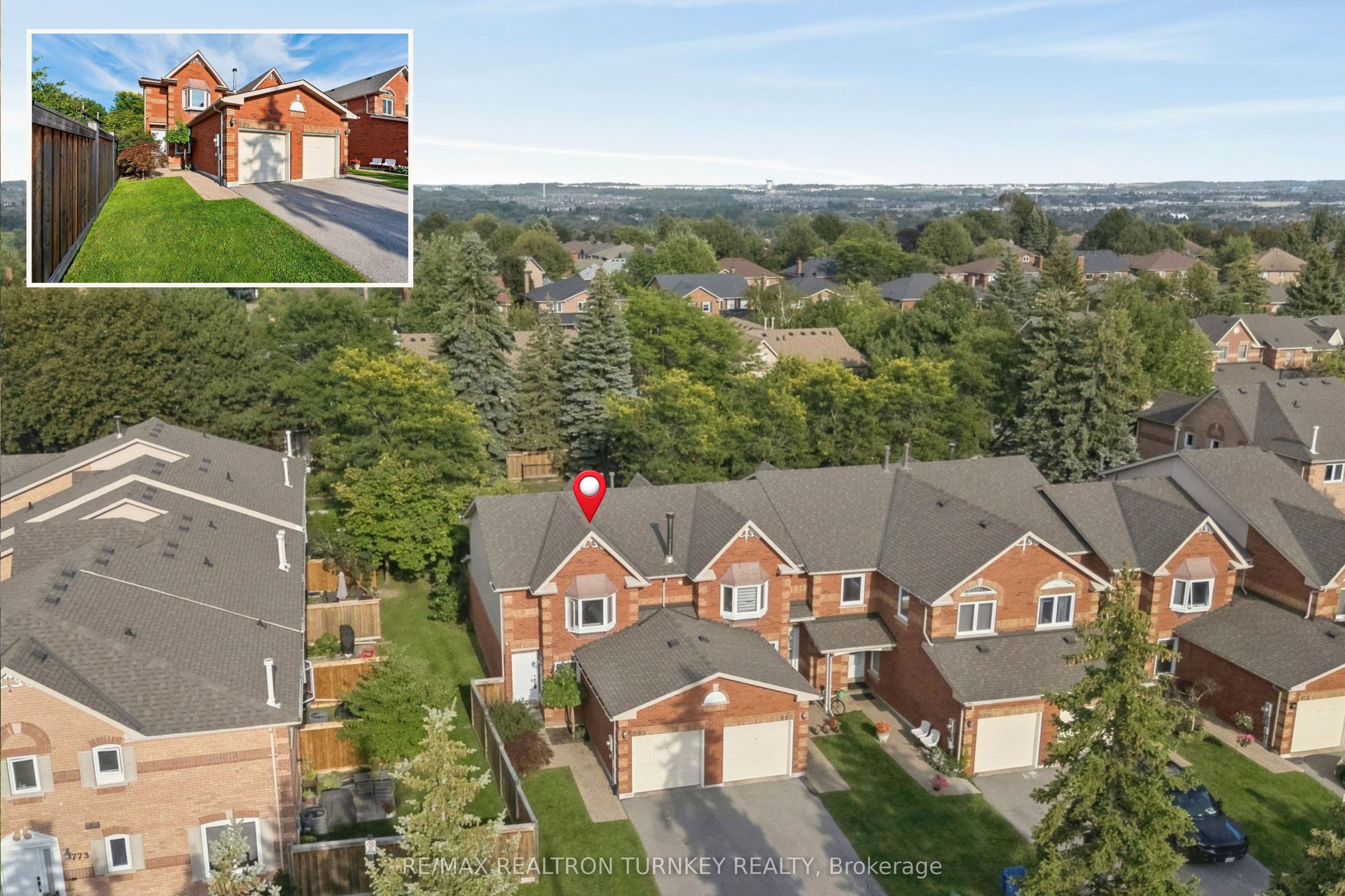 805 Playter Crescent photo 1