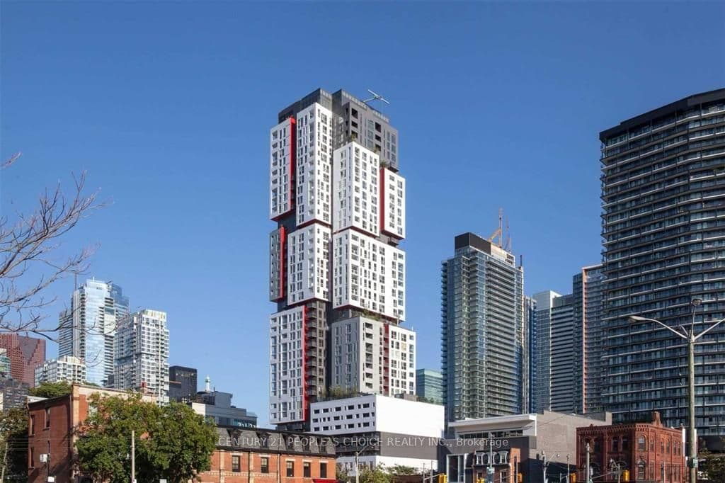 Unit 715 318 Richmond Street photo 1