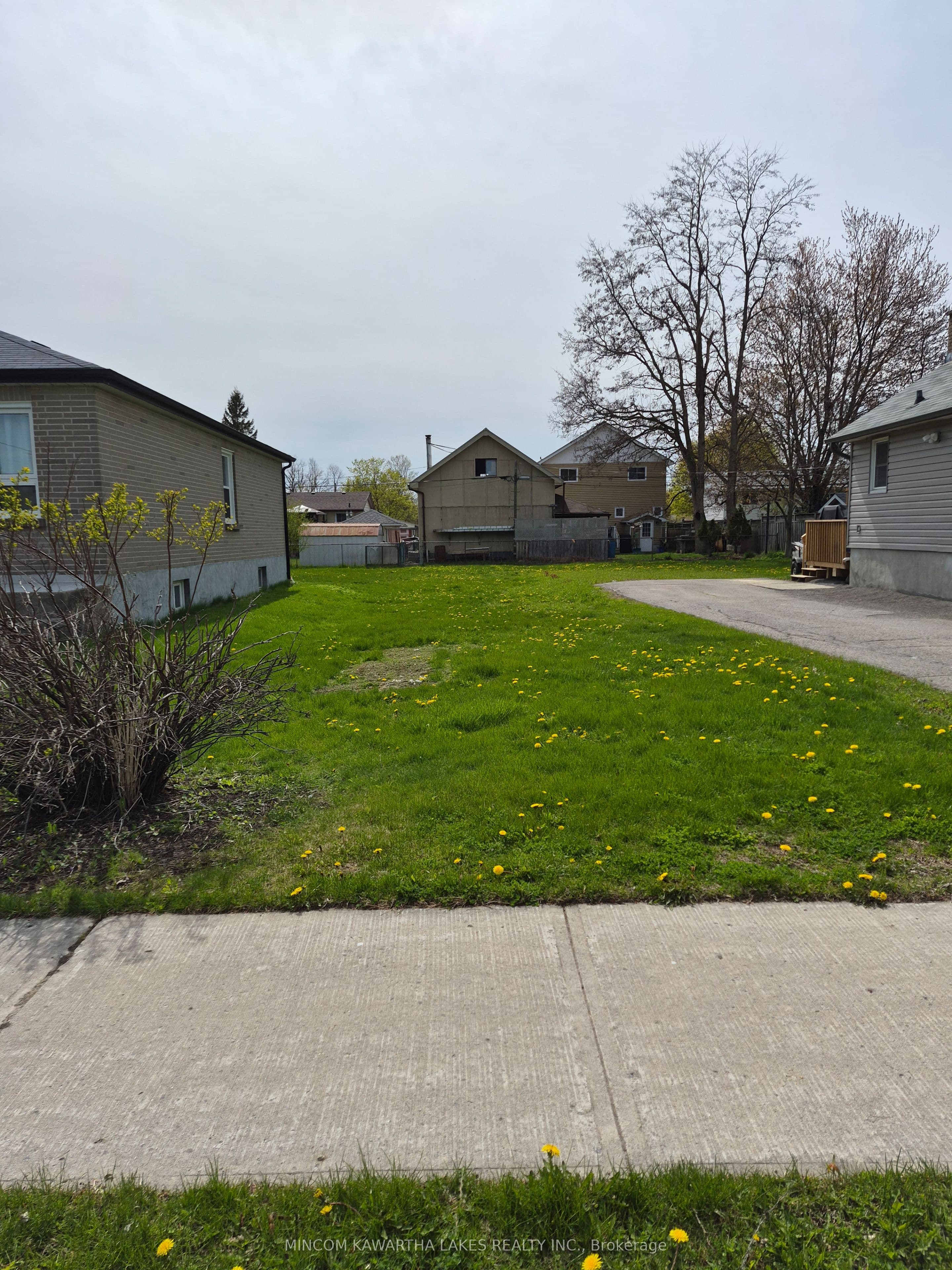 00 Western Avenue photo 1