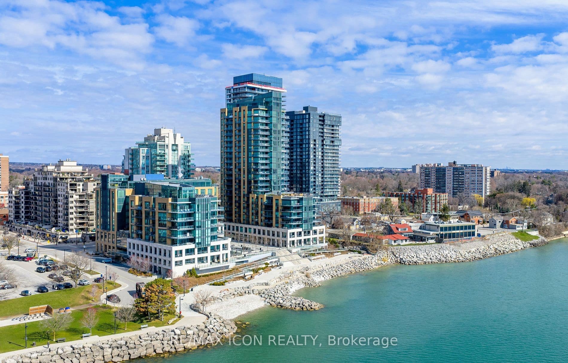Unit 602 2060 Lakeshore Road photo 1