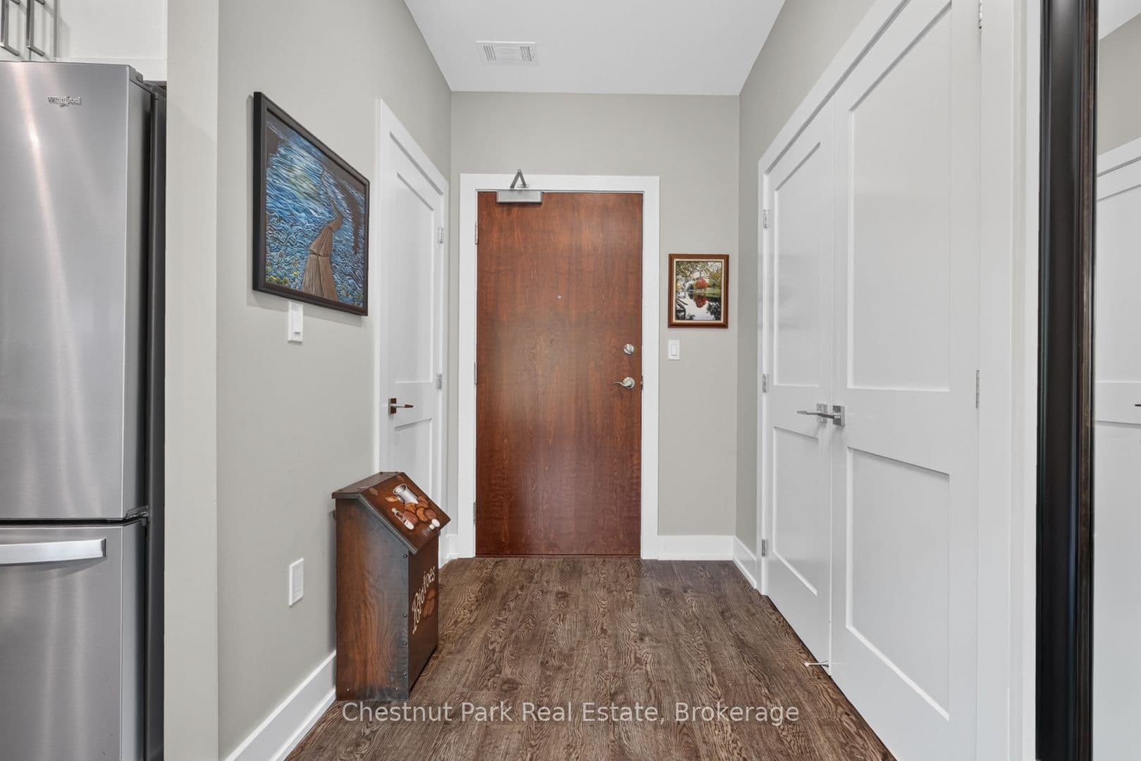 Unit 104 23 Campus Trail photo 1