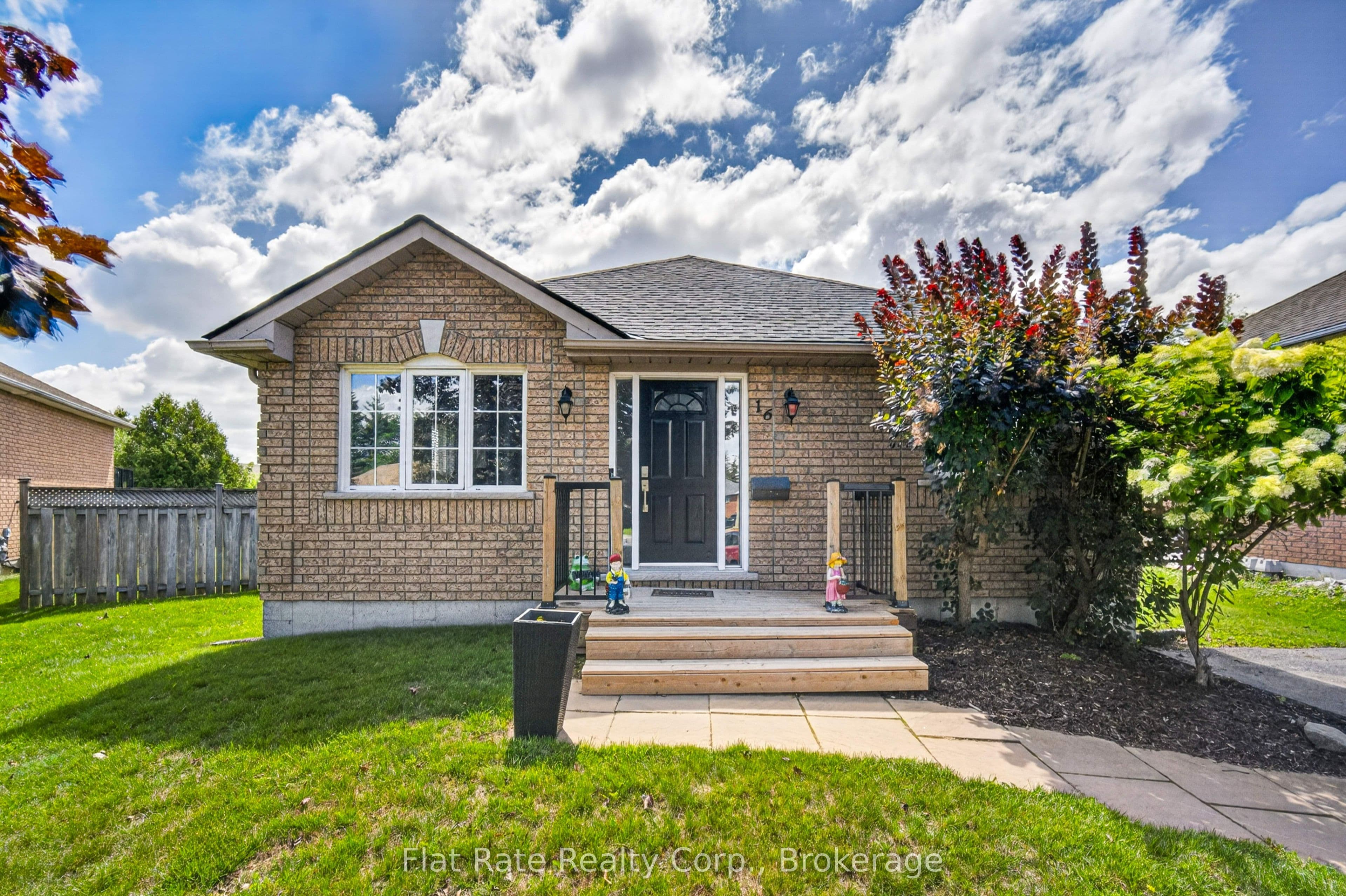 16 Ferguson Place photo 1
