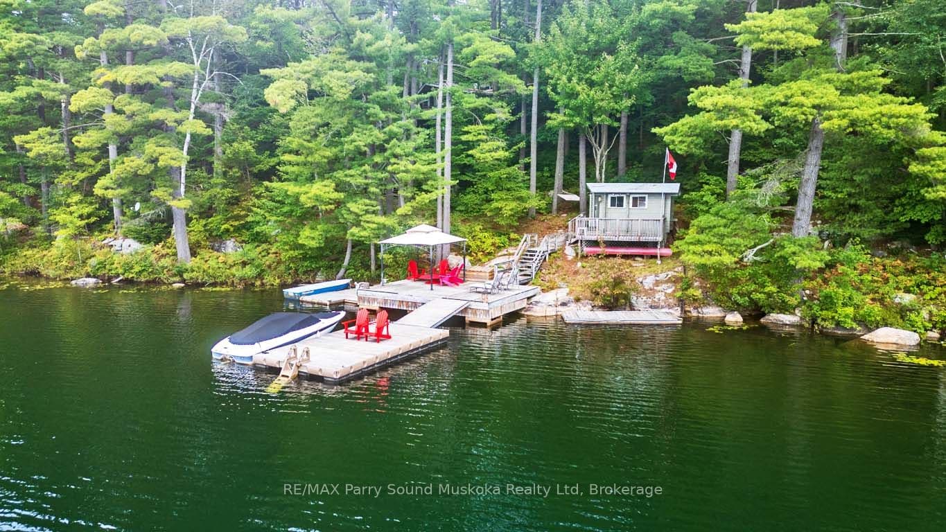 182 North Sandy Plains Road photo 1
