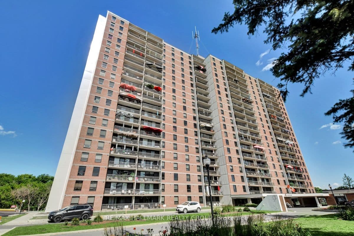 Unit 1007 665 Bathgate Drive photo 1