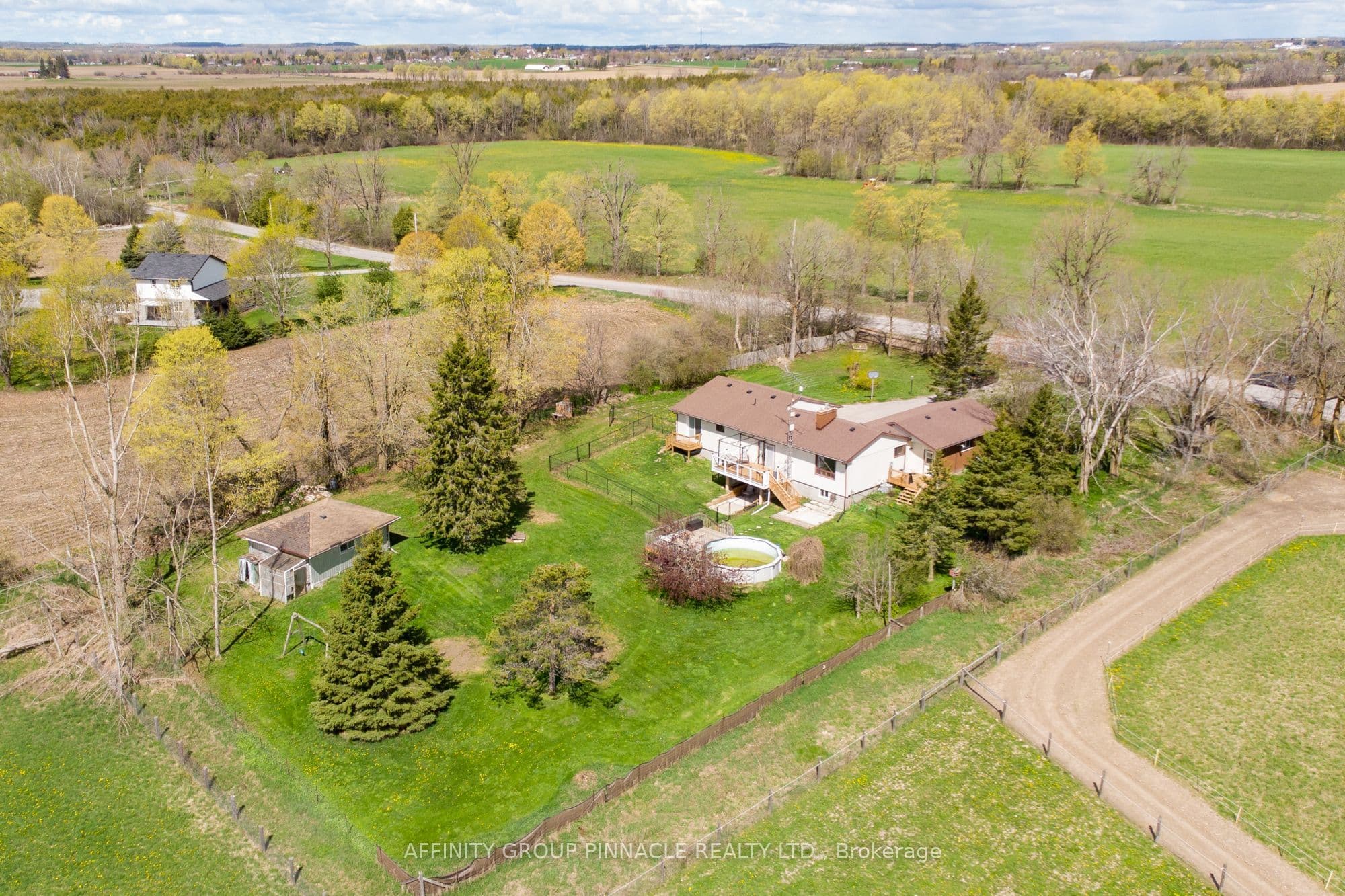 1140 Farmstead Road photo 1