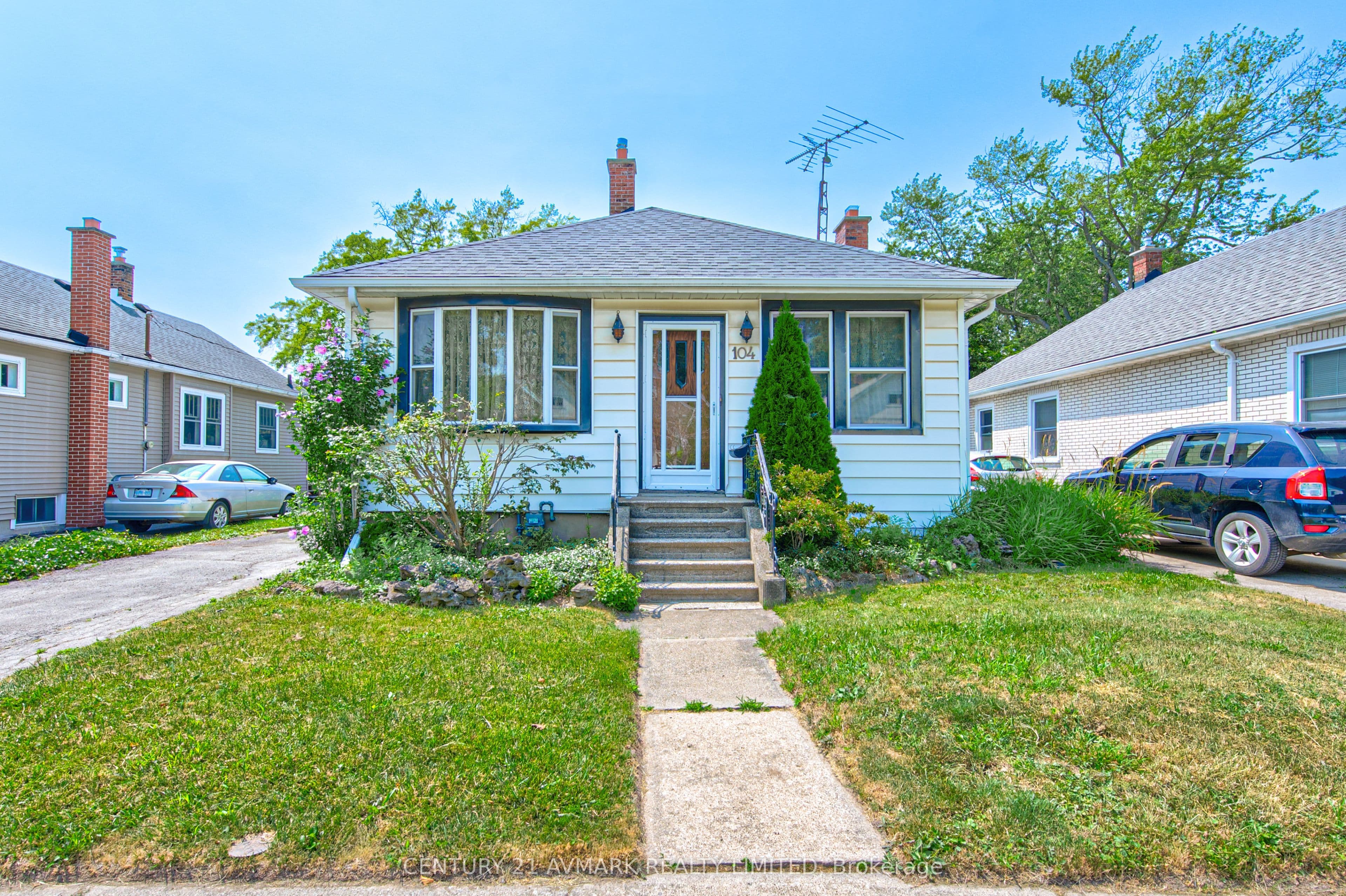 104 Highland Avenue photo 1