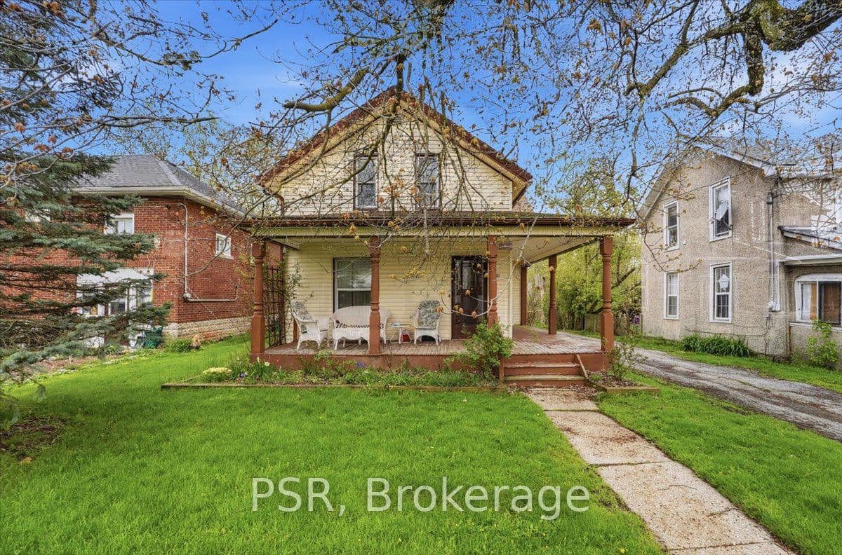 2537 Stevensville Road photo 1