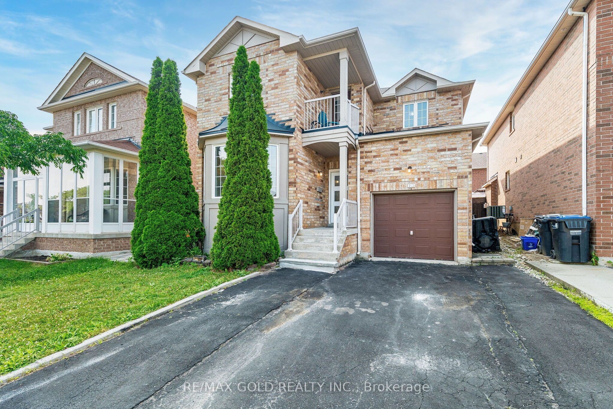 77 Schooner Drive photo 1