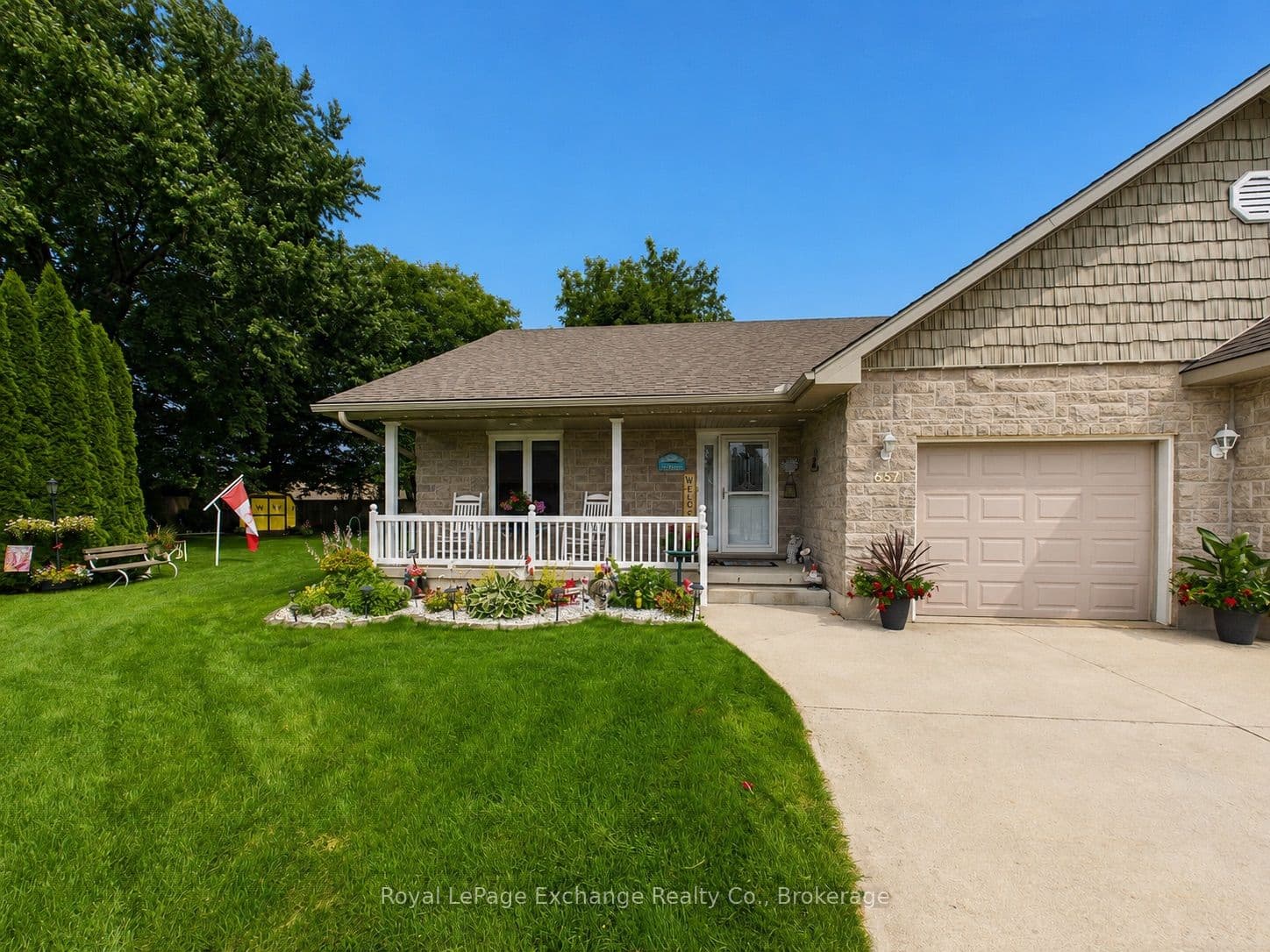 651 Pipers Court photo 1