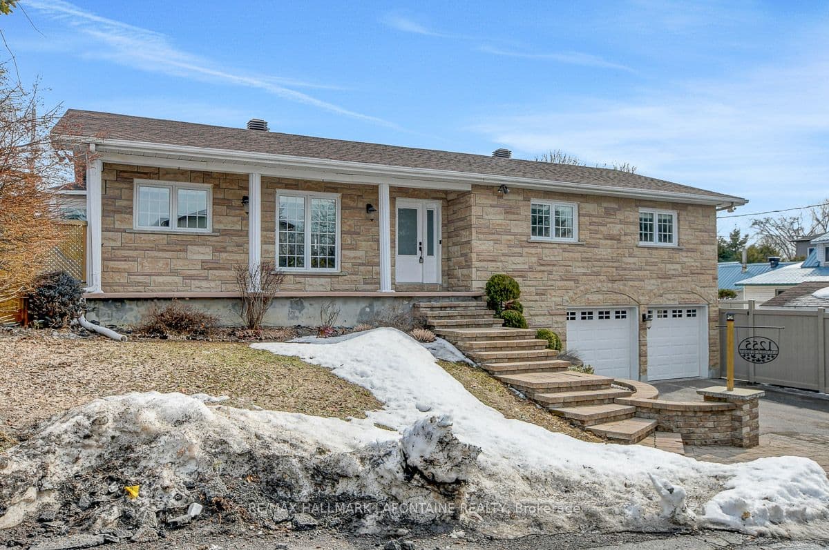 1255 Laurier Street photo 1