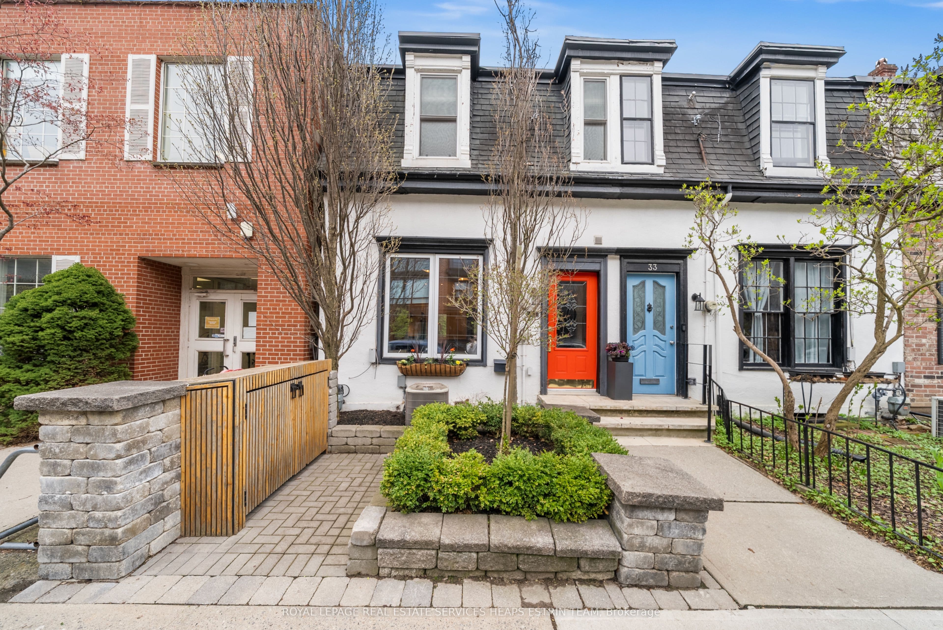 31 Birch Avenue photo 1