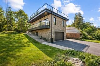 31 Silver Birch Street photo 1