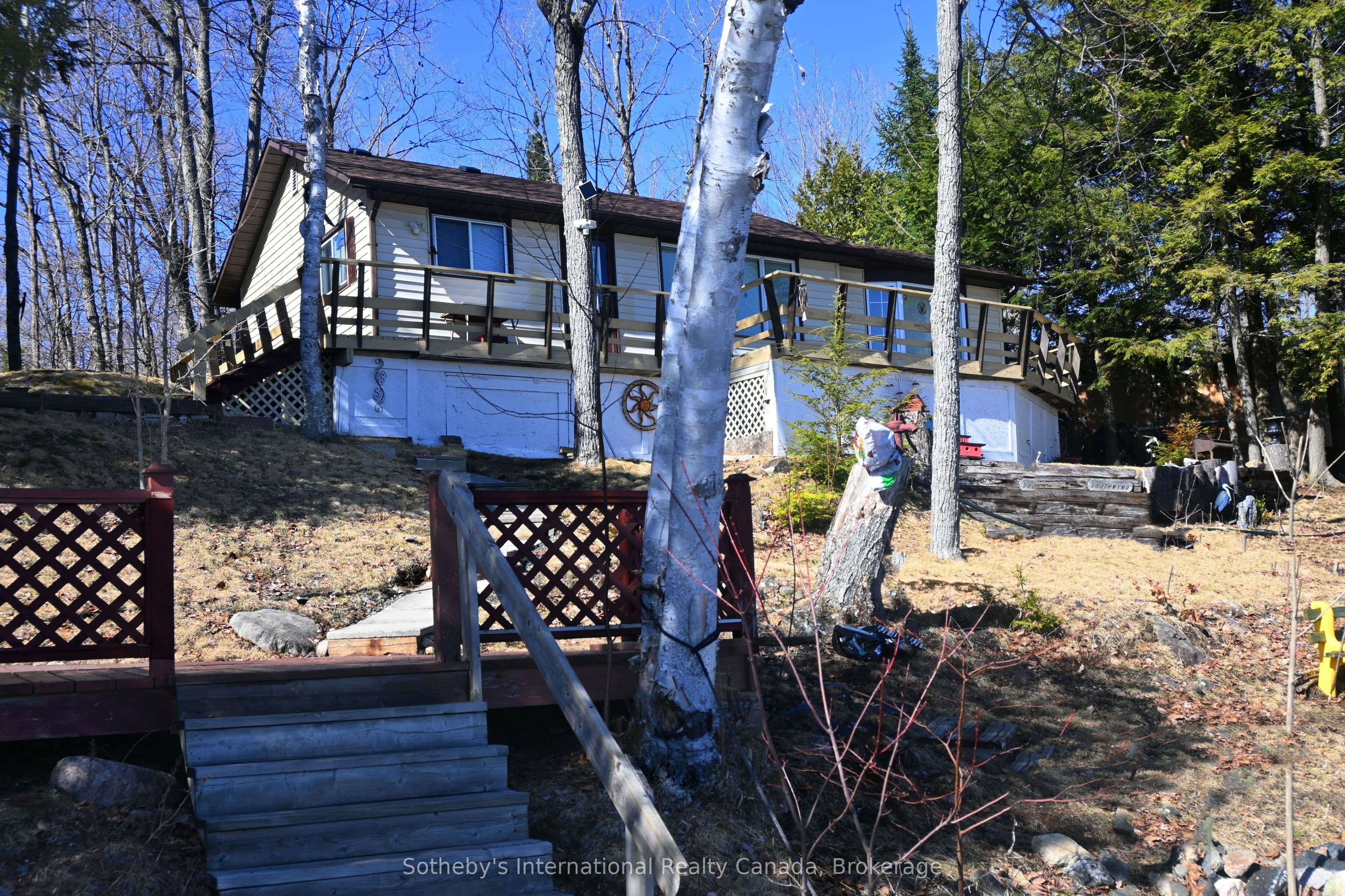 41 Deerfield Road photo 1