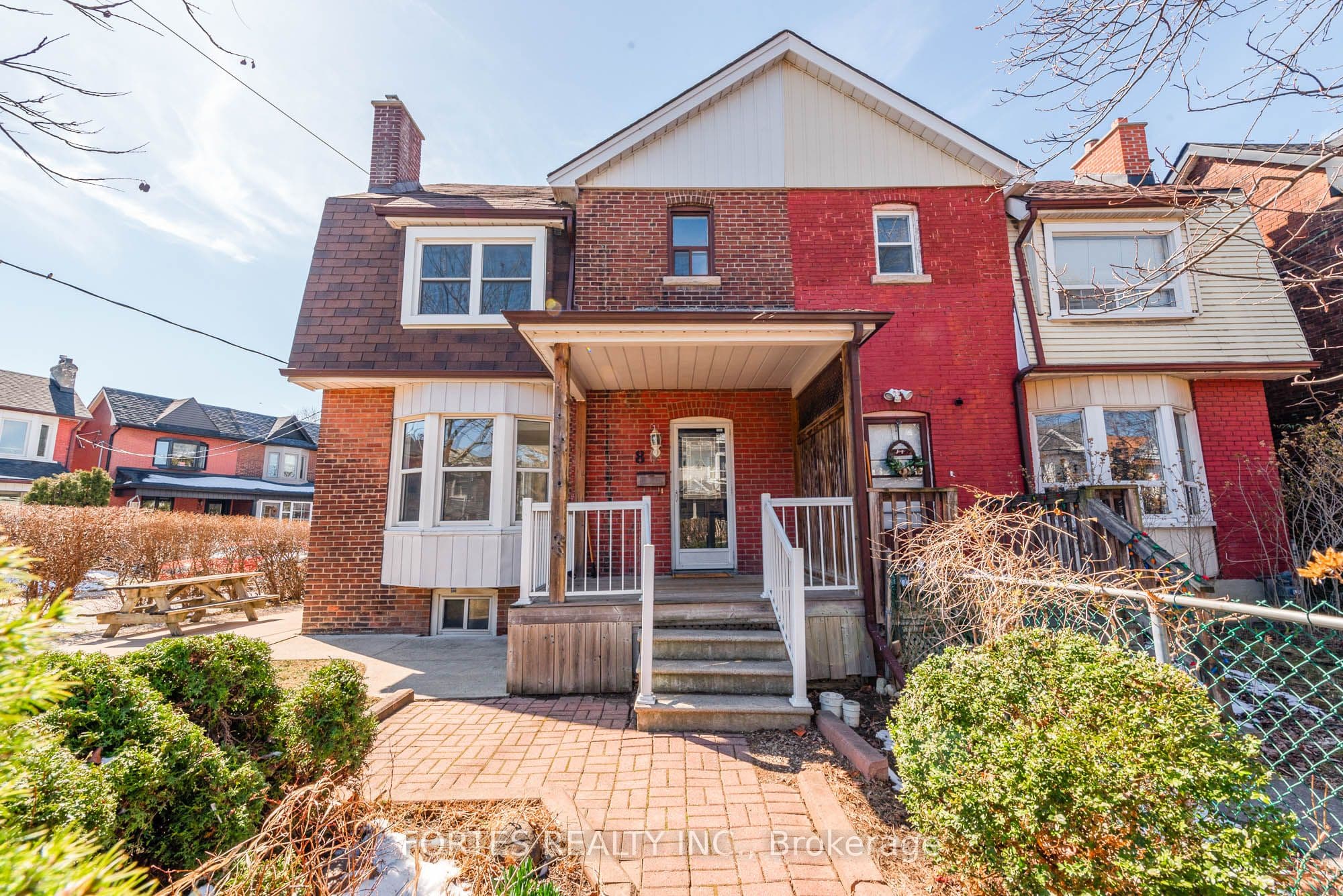 8 Spring Grove Avenue photo 1