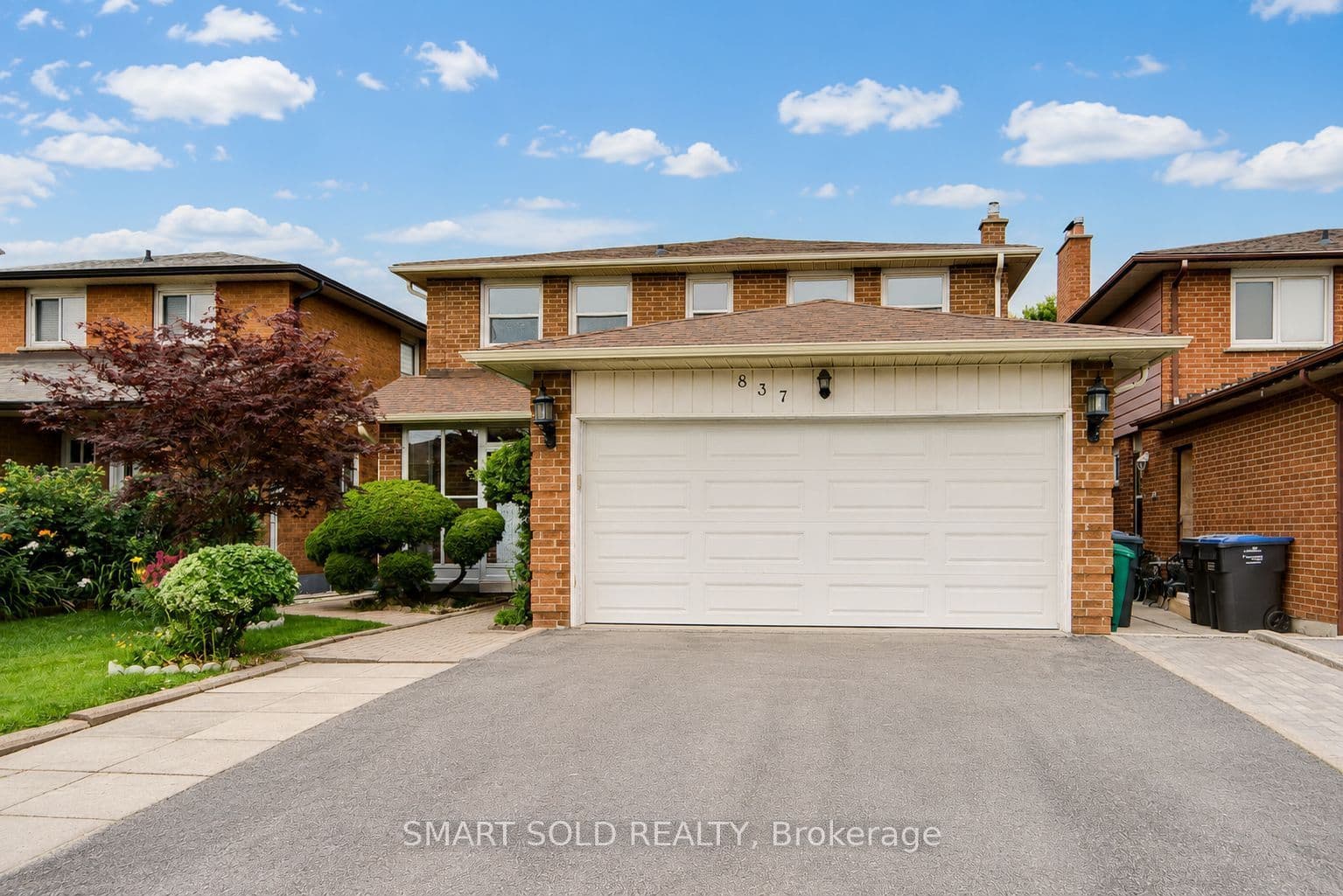 837 Queensbridge Drive photo 1