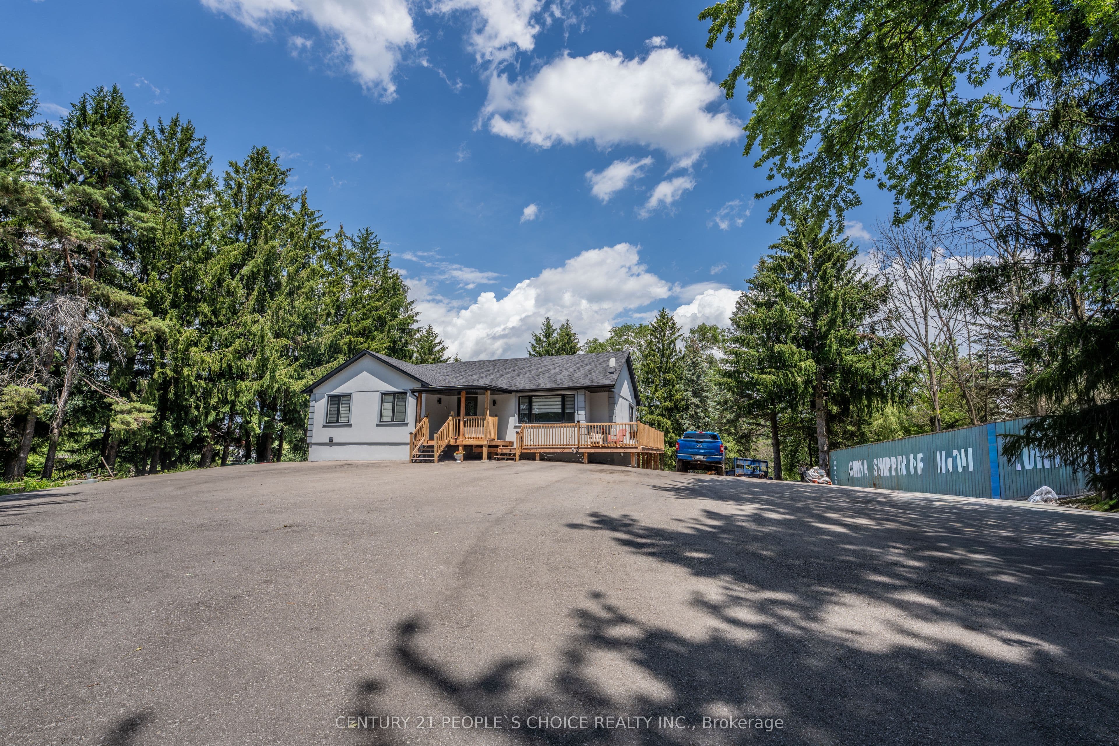 15553 The Gore Road photo 1