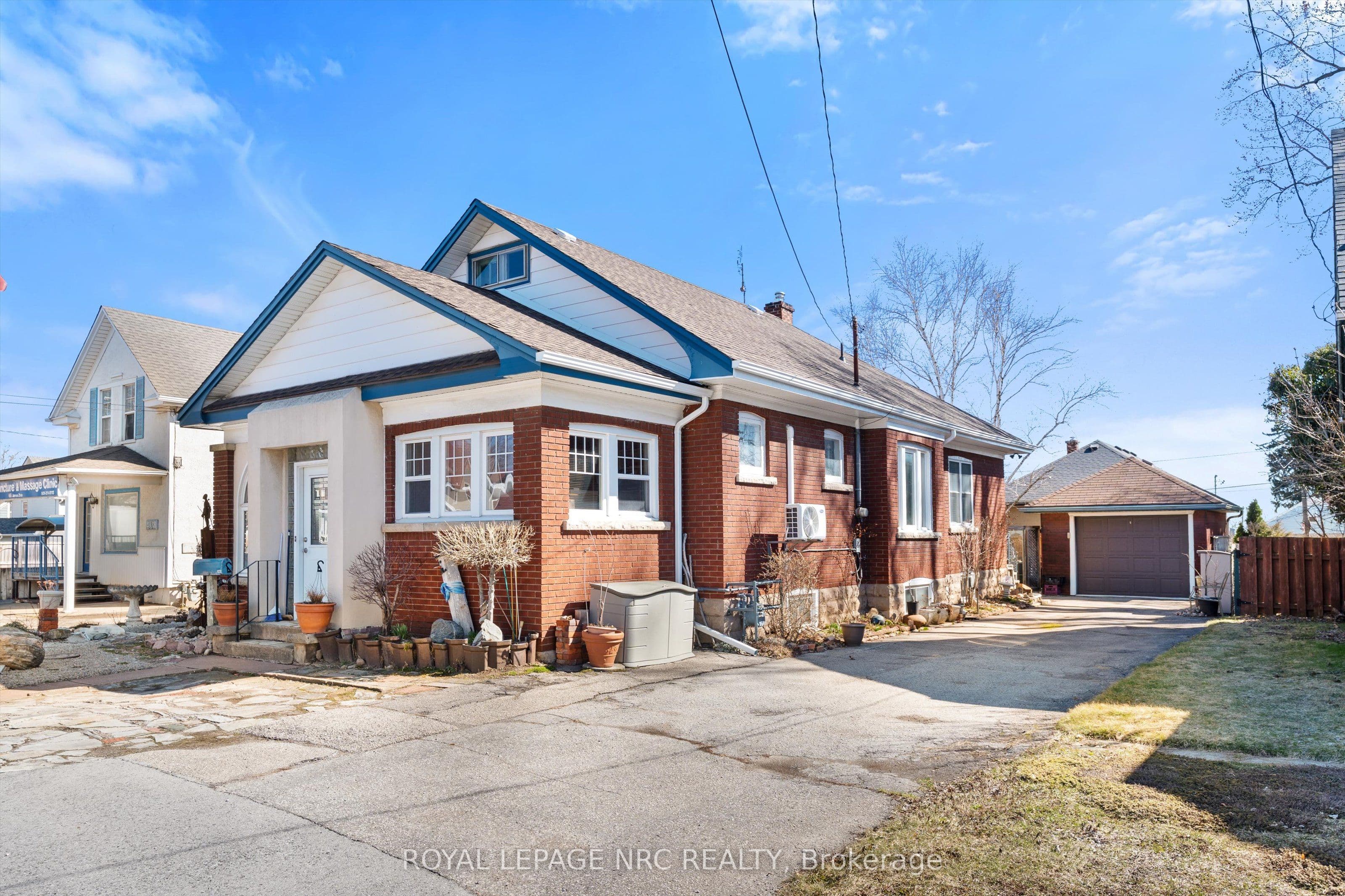 4148 Drummond Road photo 1