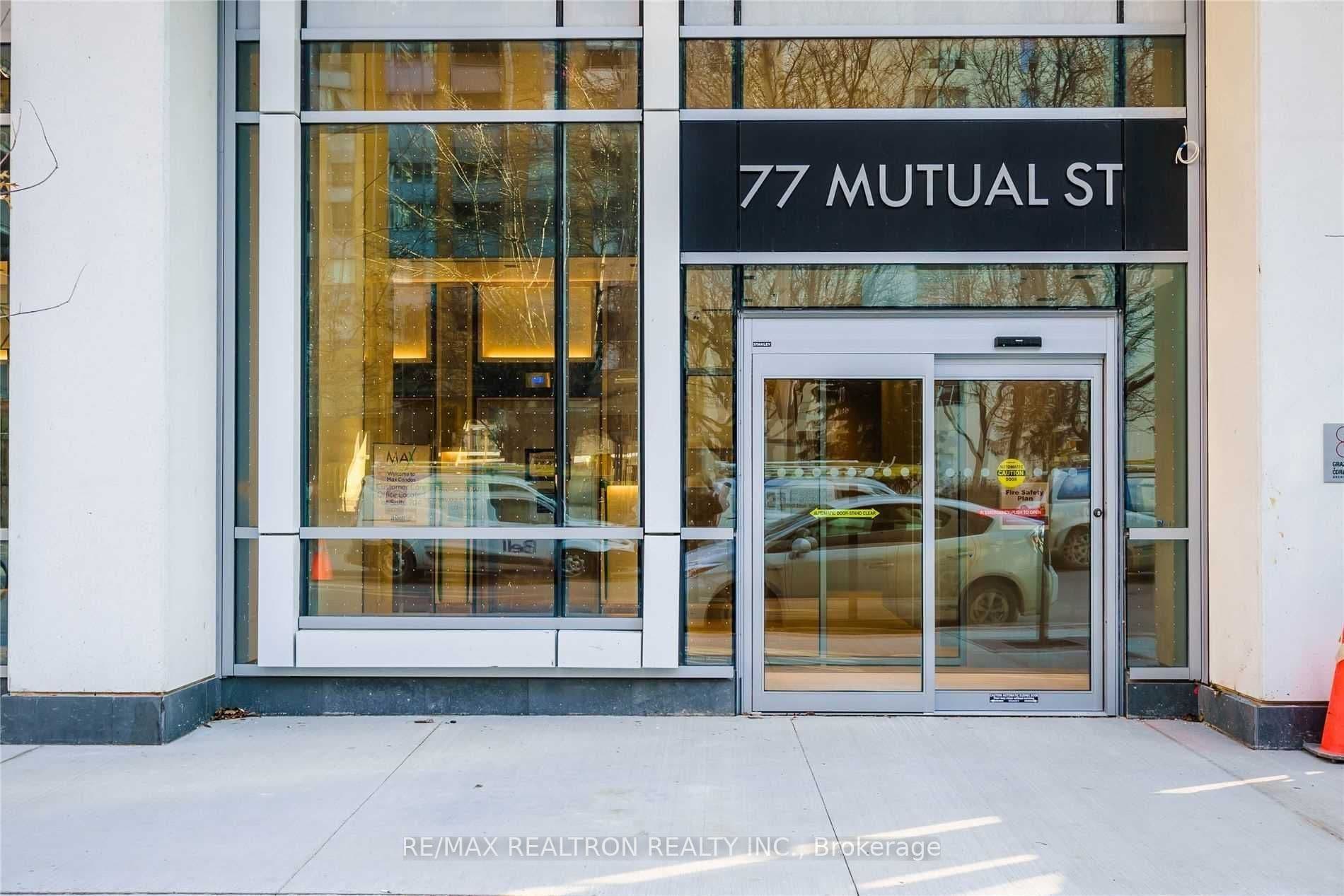 Unit 1008 77 Mutual Street photo 1
