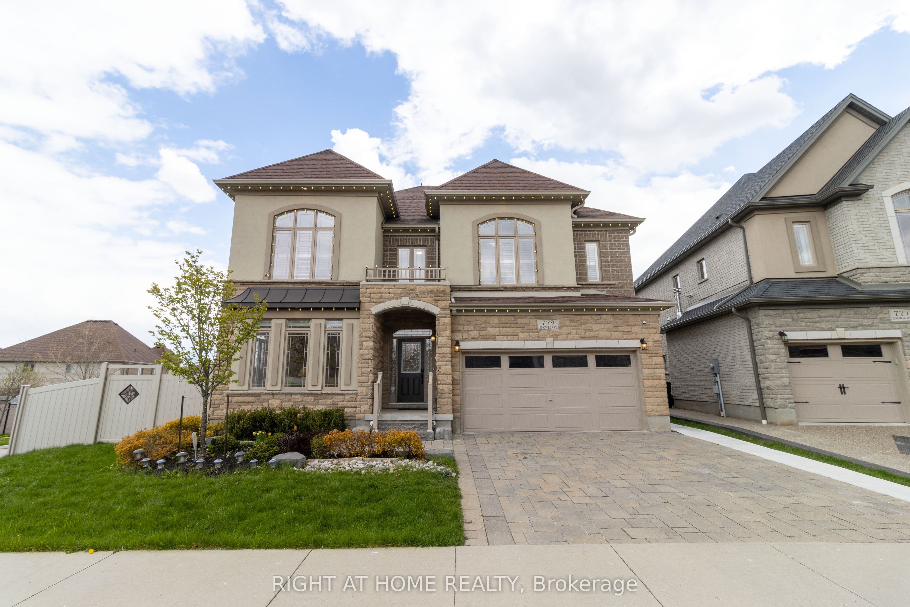 779 Snowberry Court photo 1
