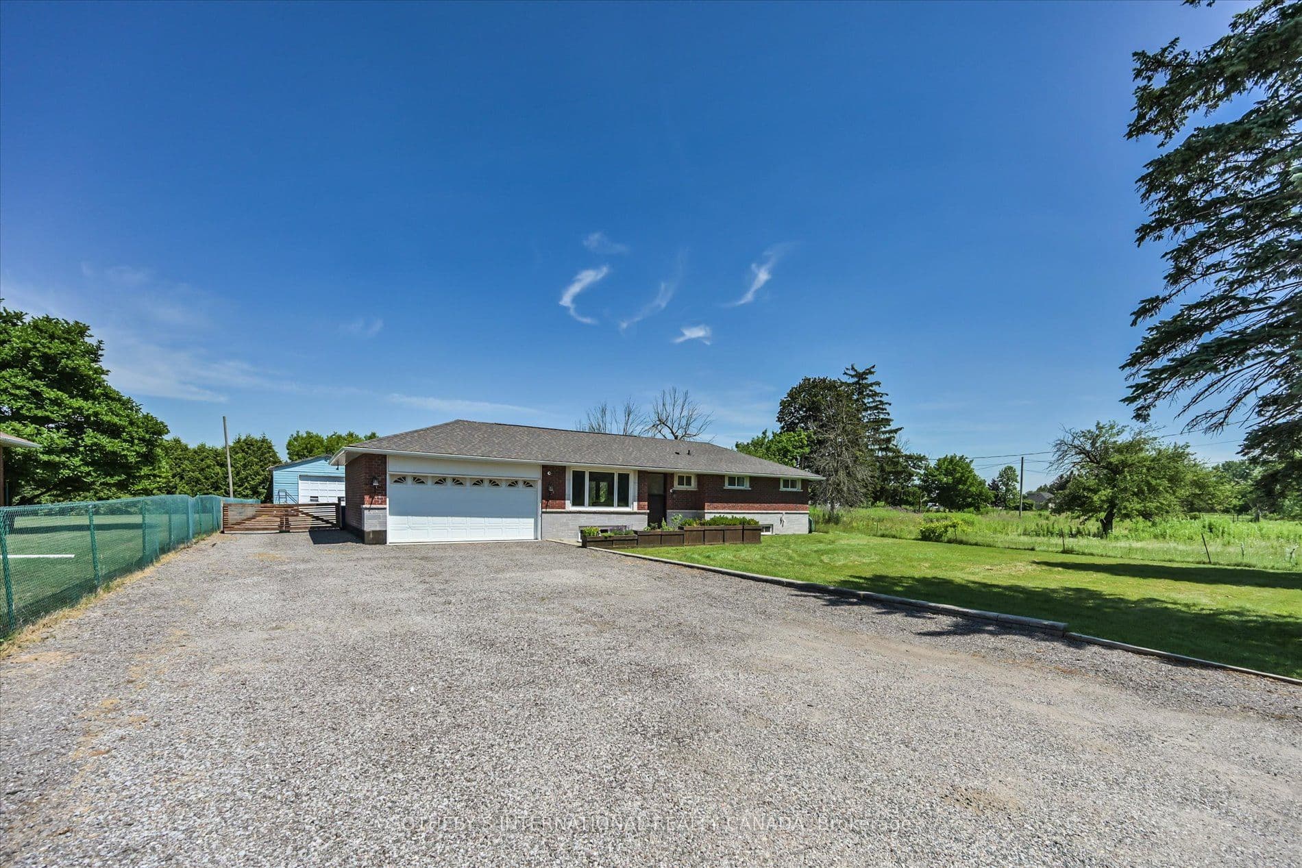1110 Graham Side Road photo 1